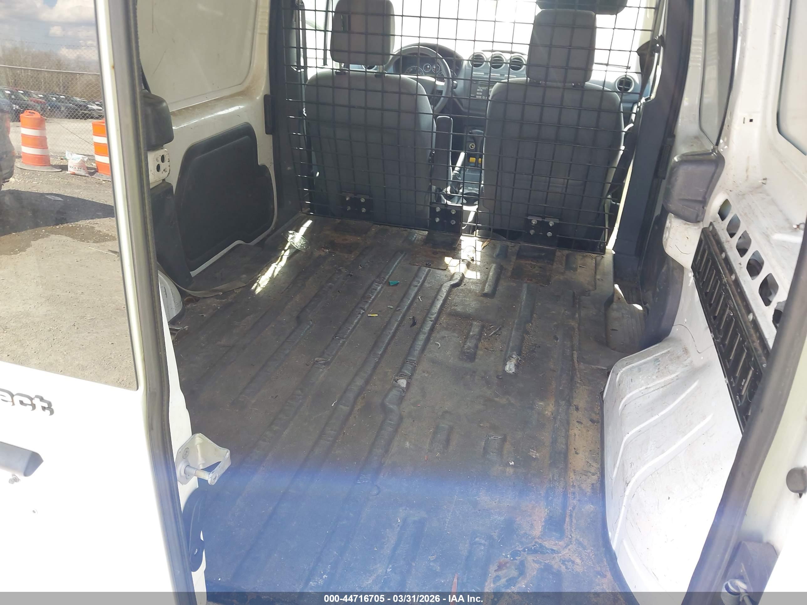 FORD TRANSIT image 8