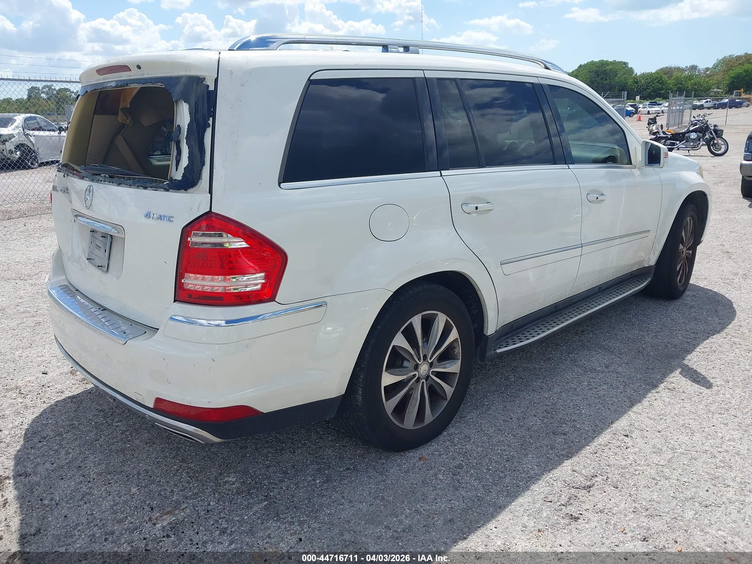 MERCEDES-BENZ GL image 4
