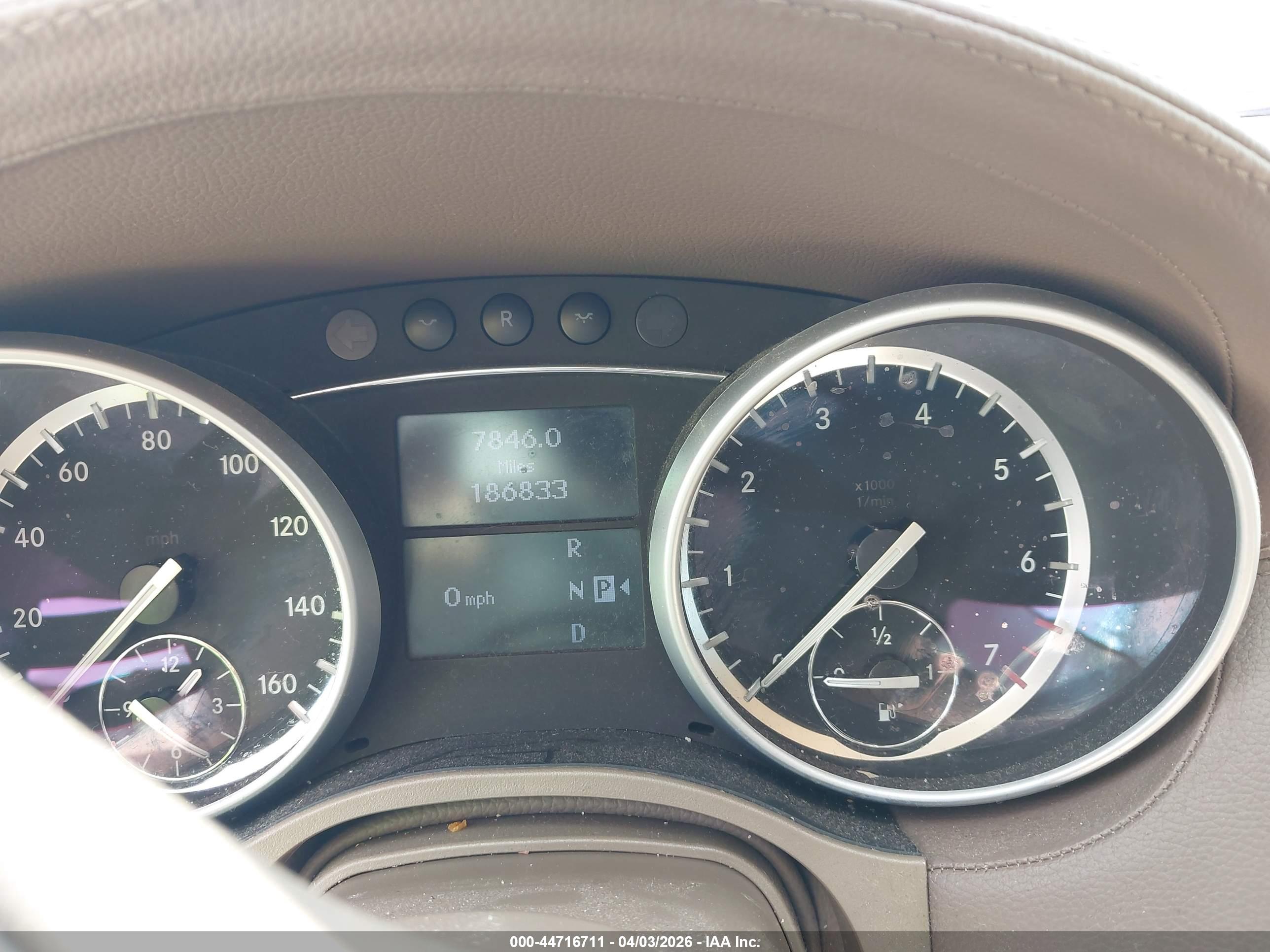 MERCEDES-BENZ GL image 7