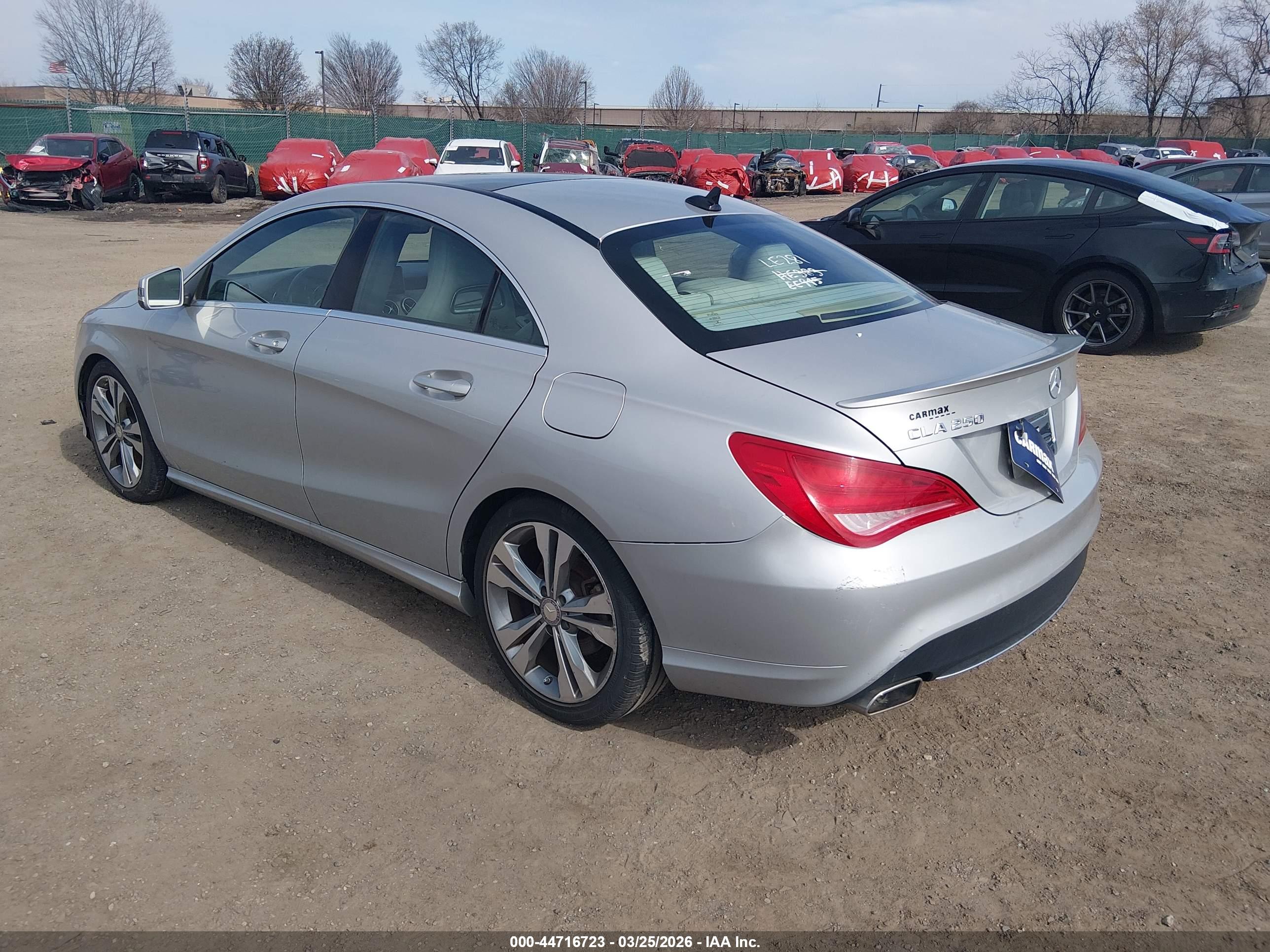 MERCEDES-BENZ CLA image 3