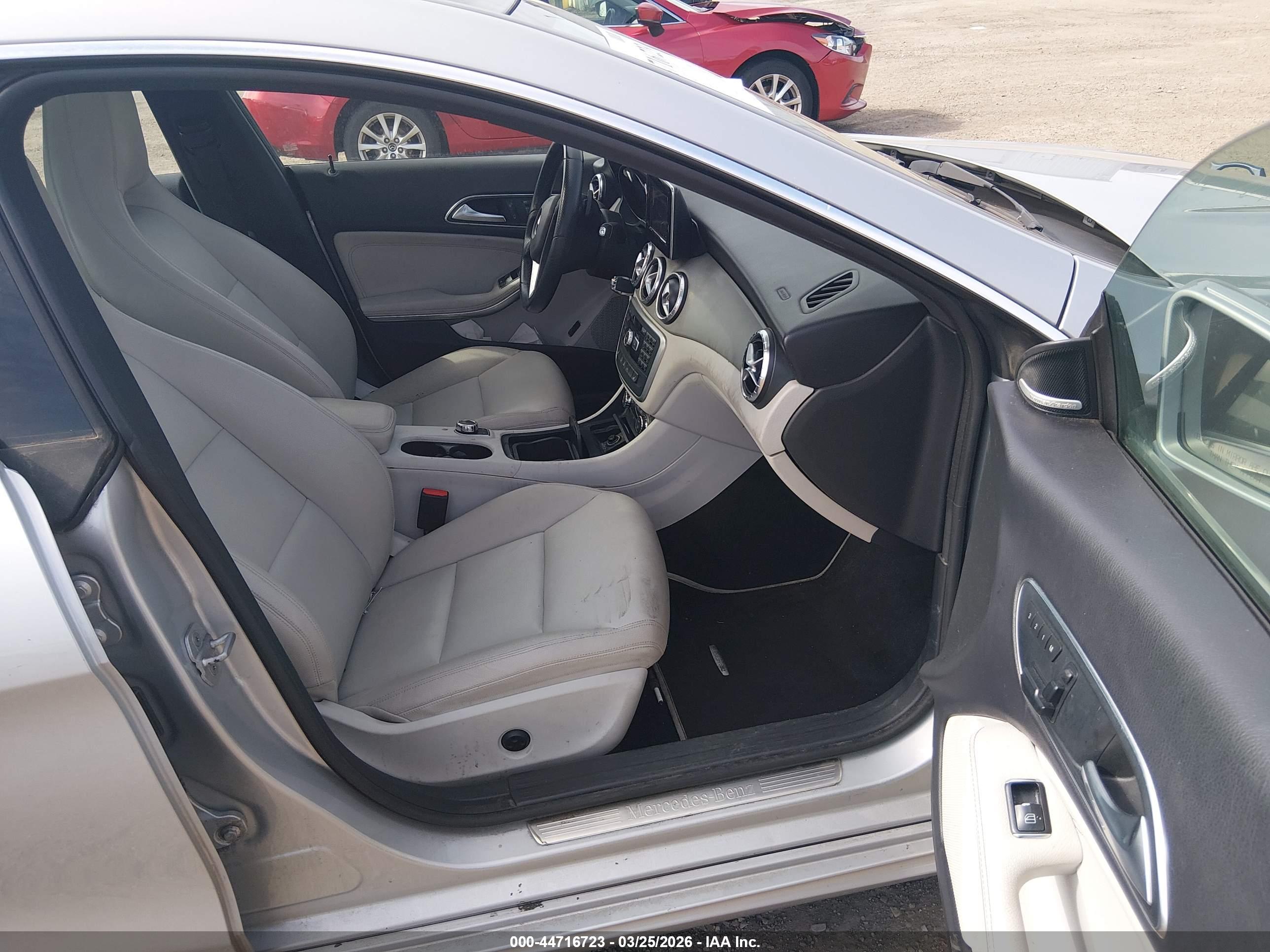MERCEDES-BENZ CLA image 5