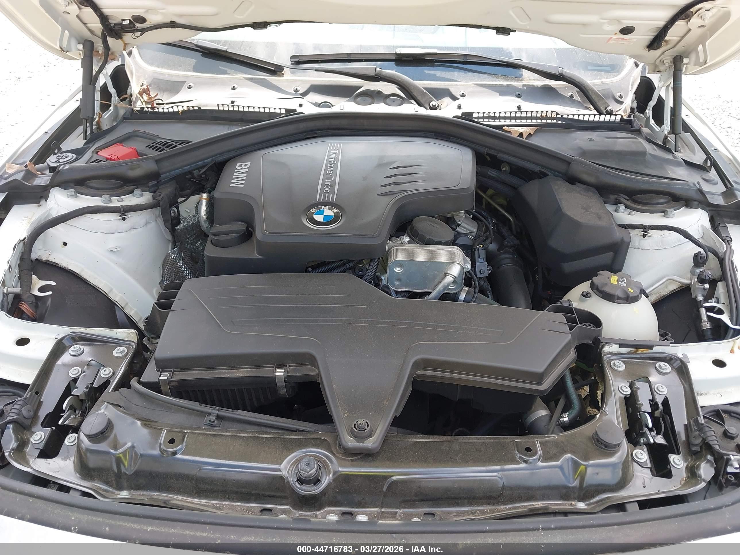 BMW 320I image 10