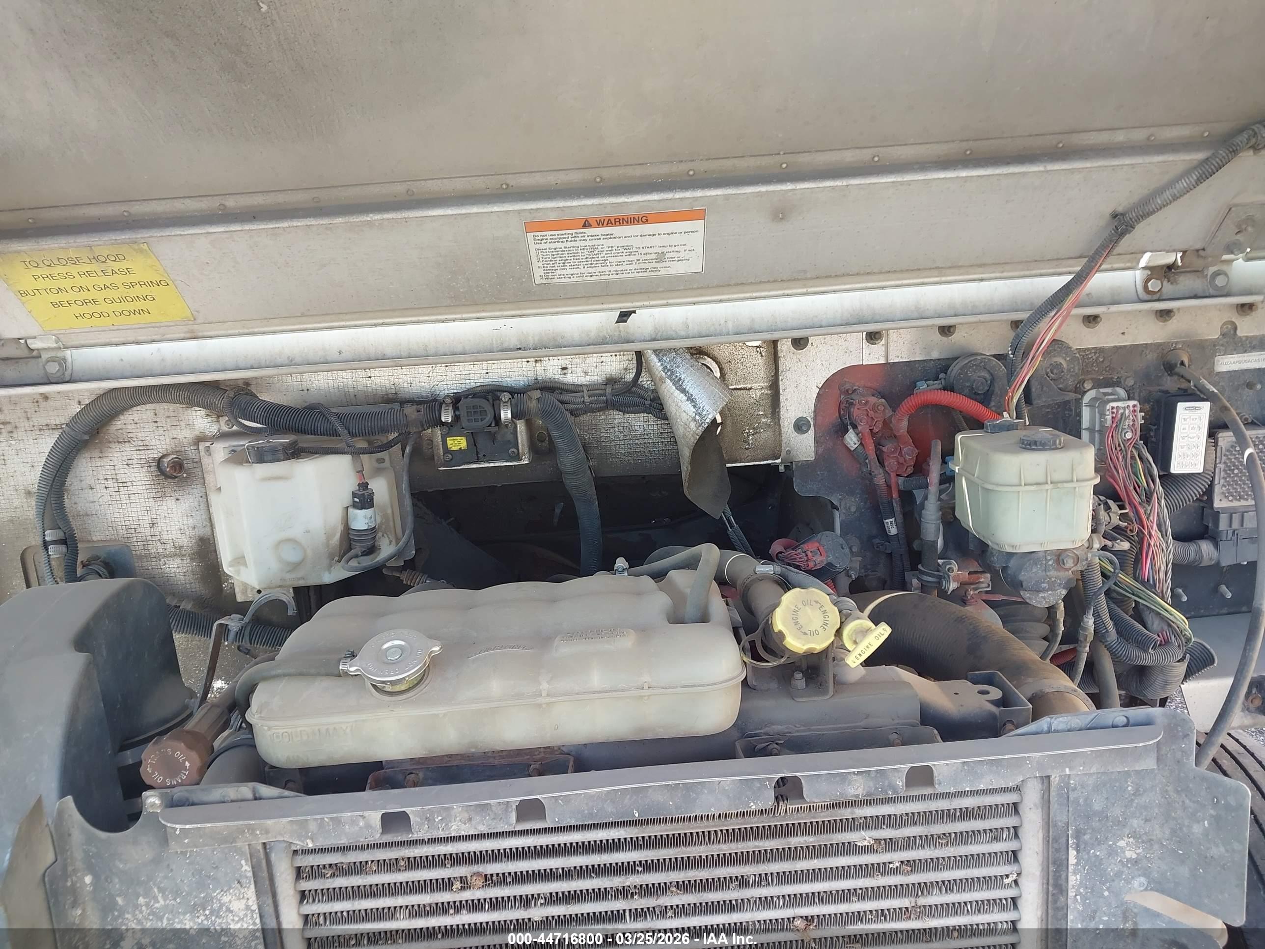 FREIGHTLINER CHASSIS image 10