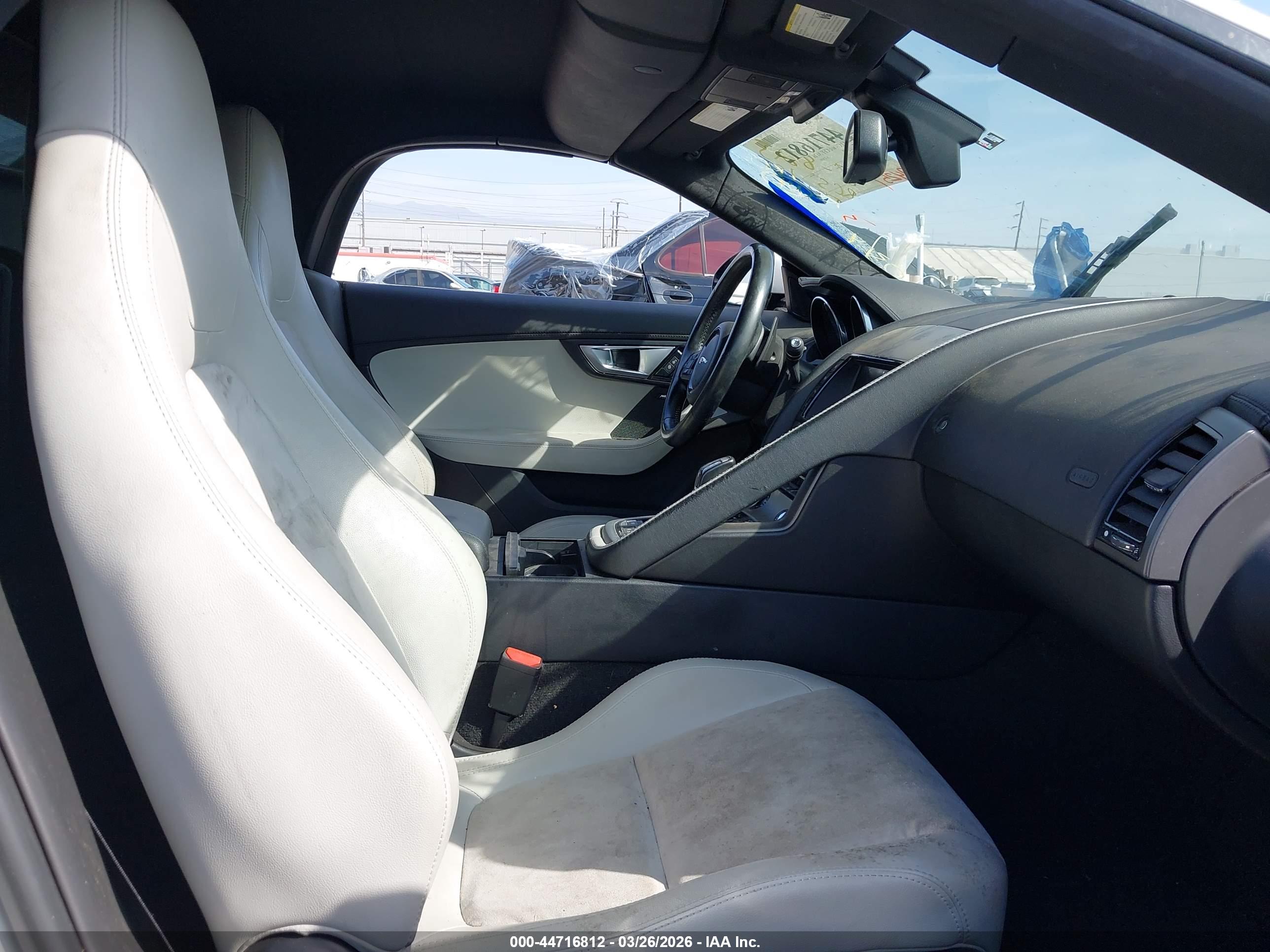 JAGUAR F-TYPE image 5