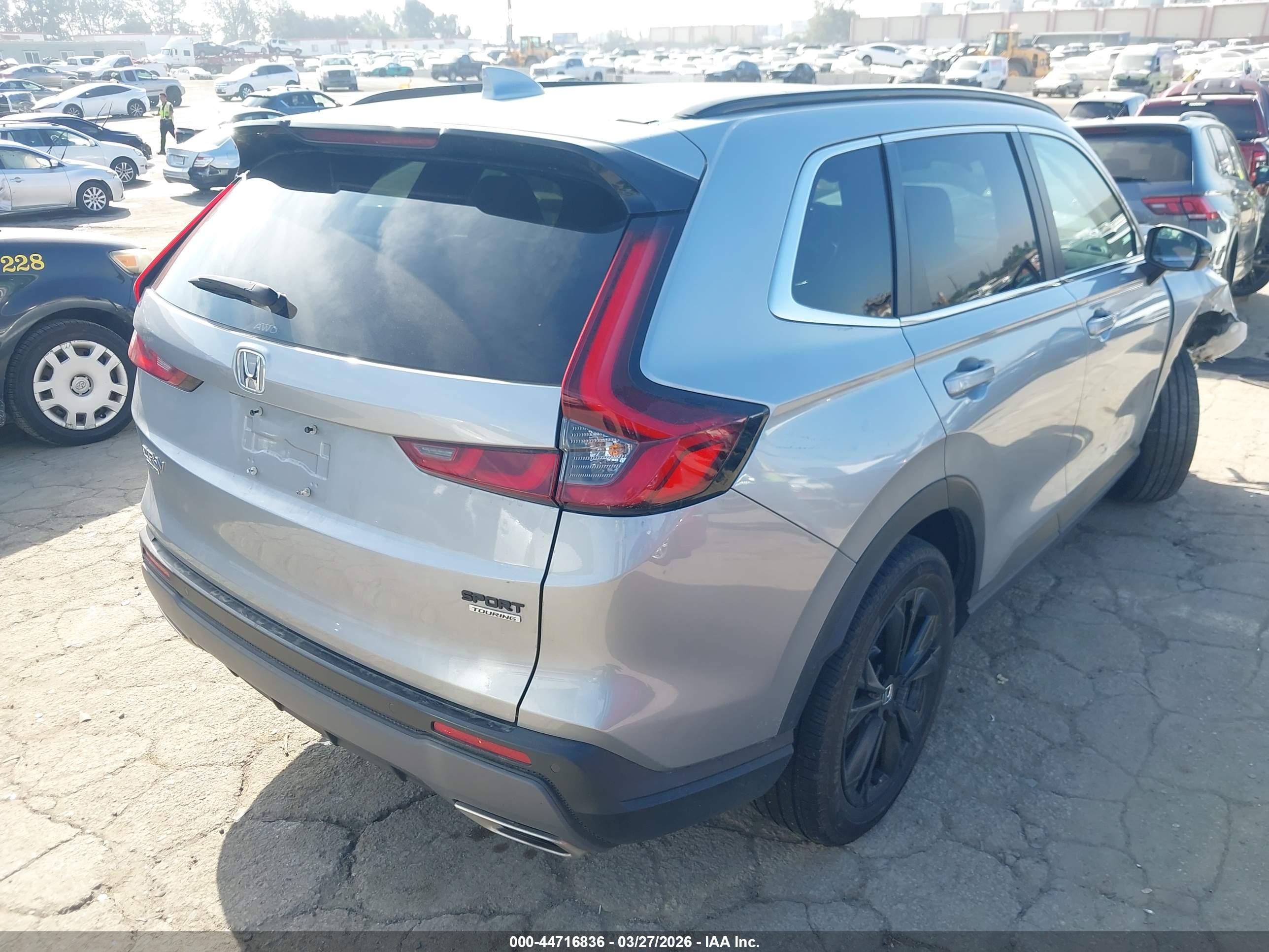 HONDA CR-V image 4