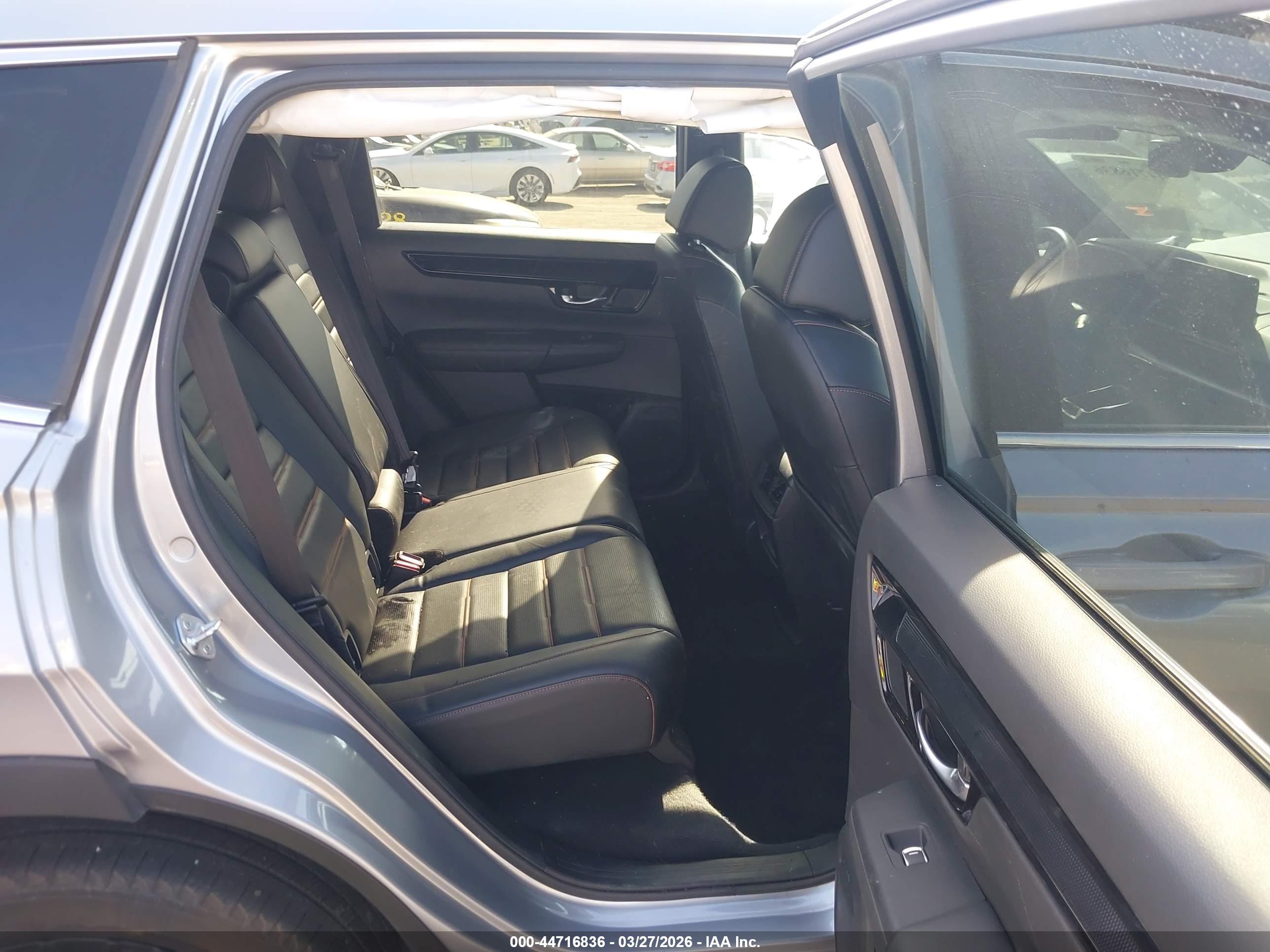 HONDA CR-V image 8