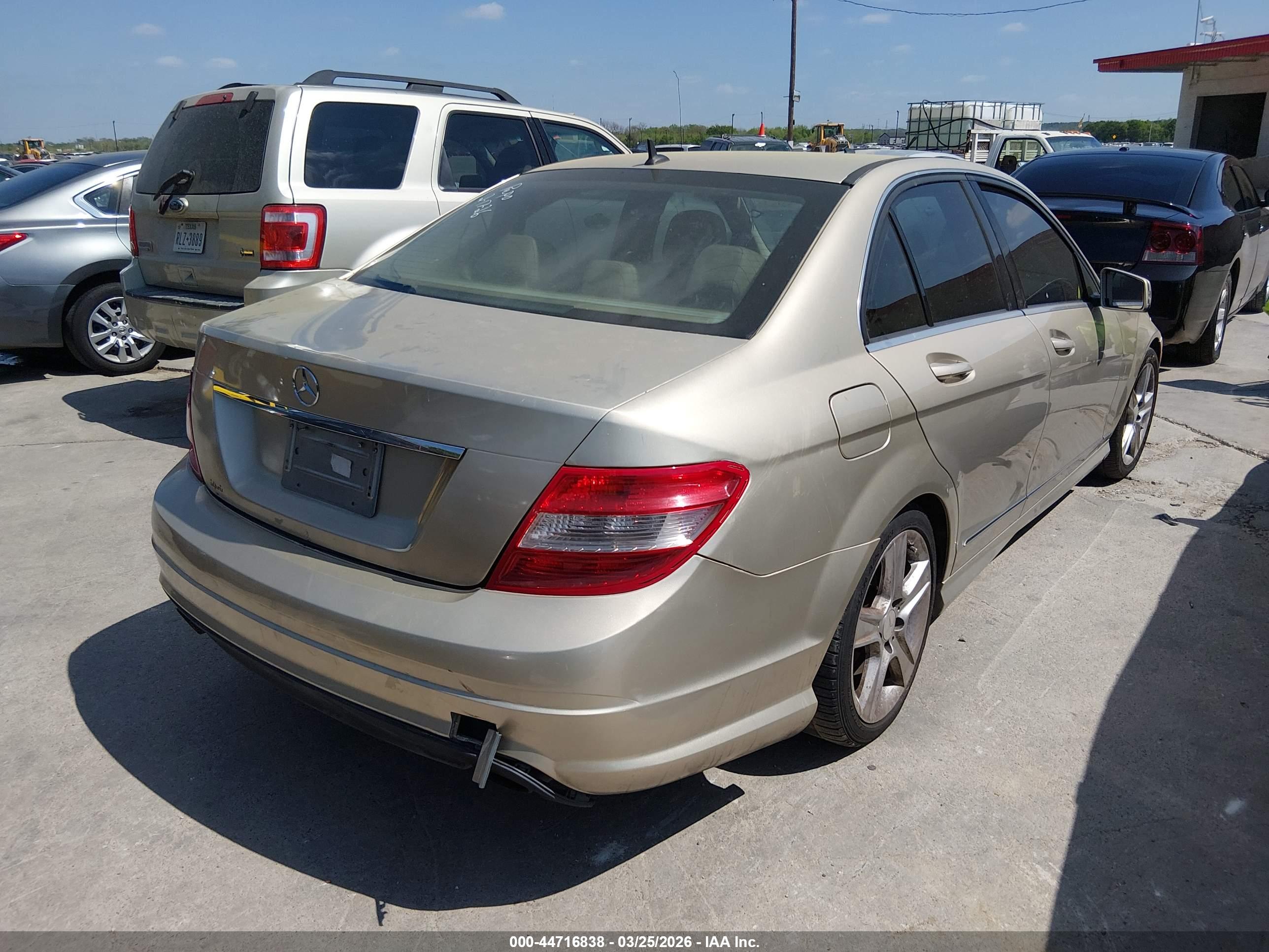 MERCEDES-BENZ C image 4