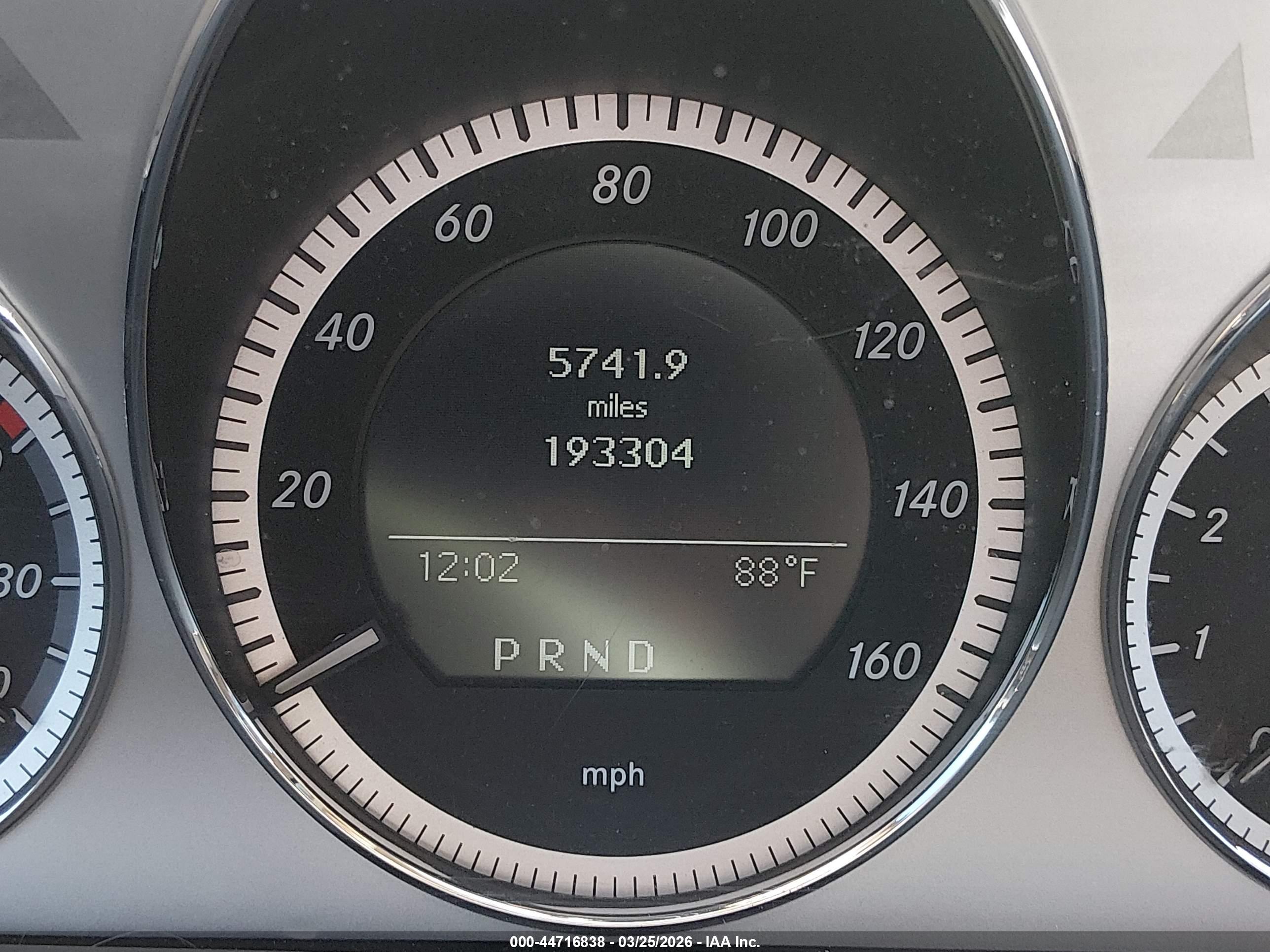 MERCEDES-BENZ C image 7