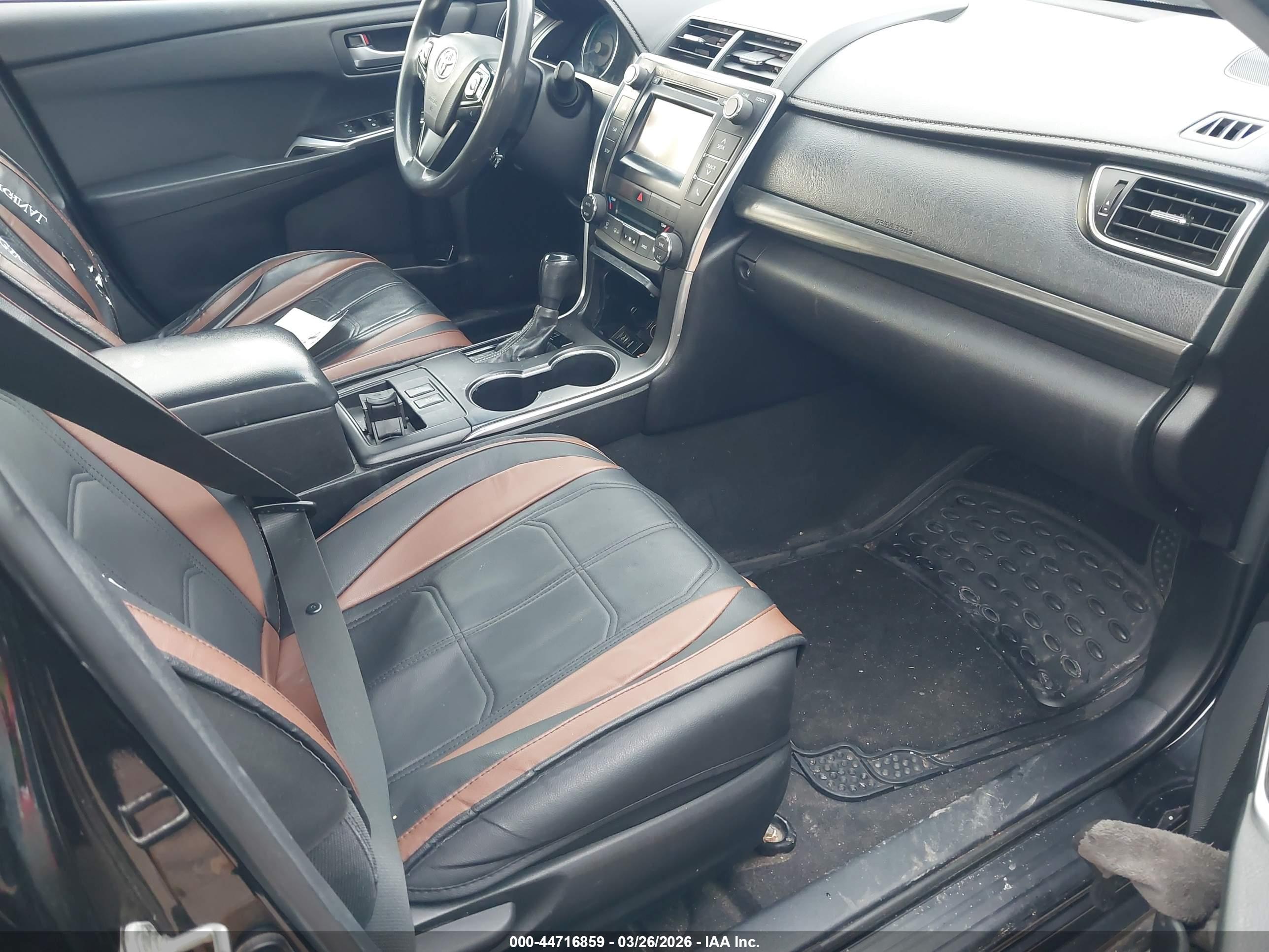 TOYOTA CAMRY image 5
