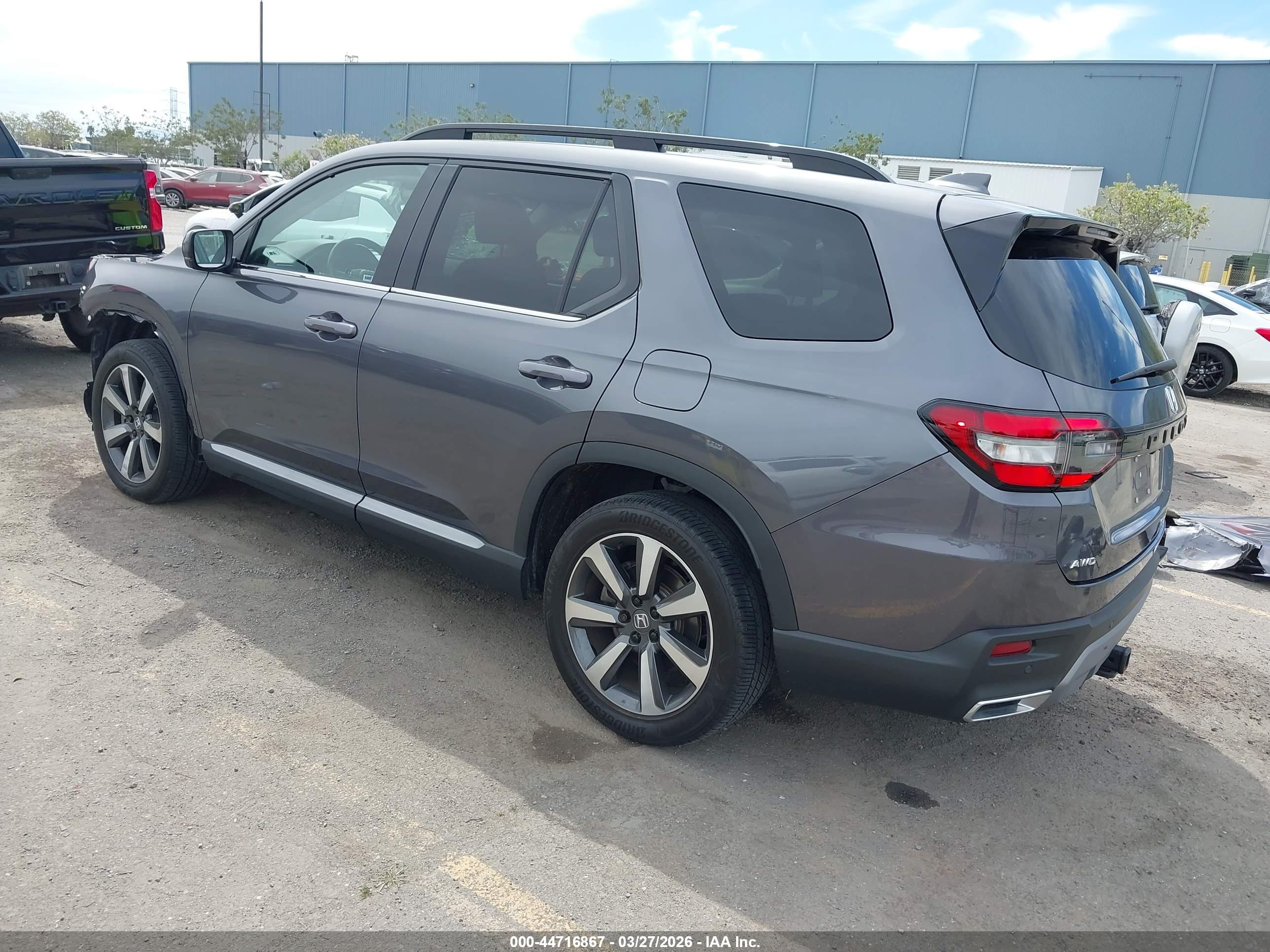 HONDA PILOT image 3