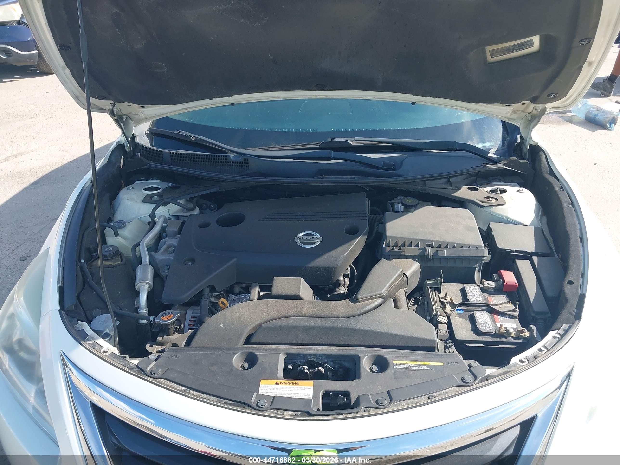 NISSAN ALTIMA image 10