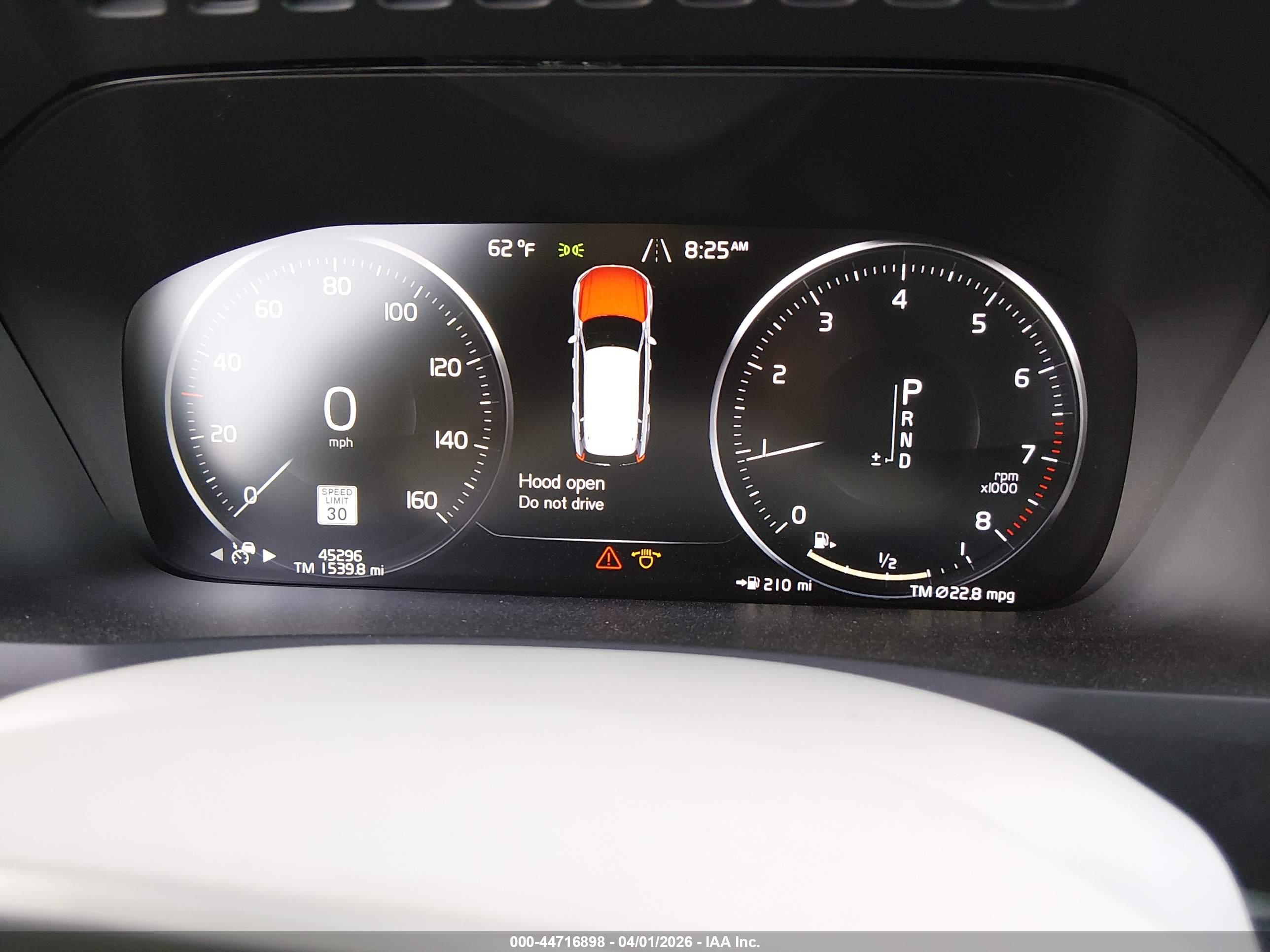 VOLVO XC90 image 7