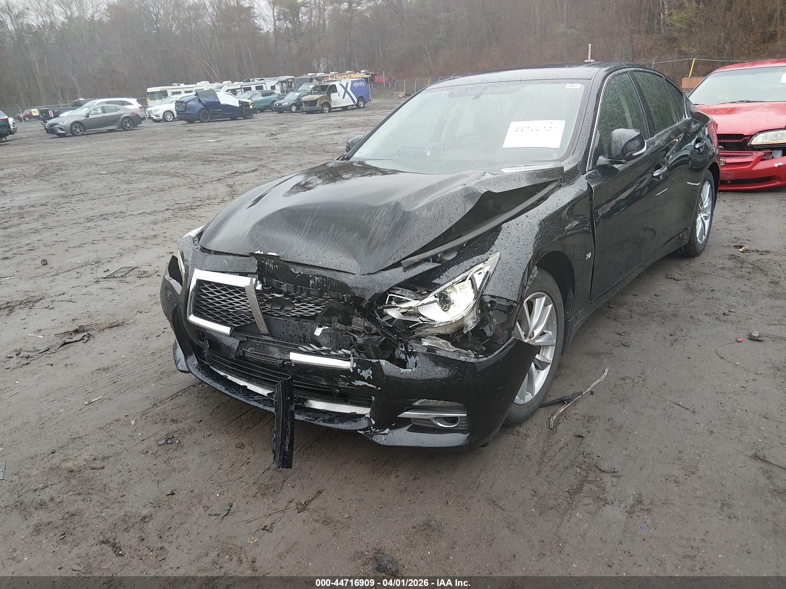 INFINITI Q50 image 2