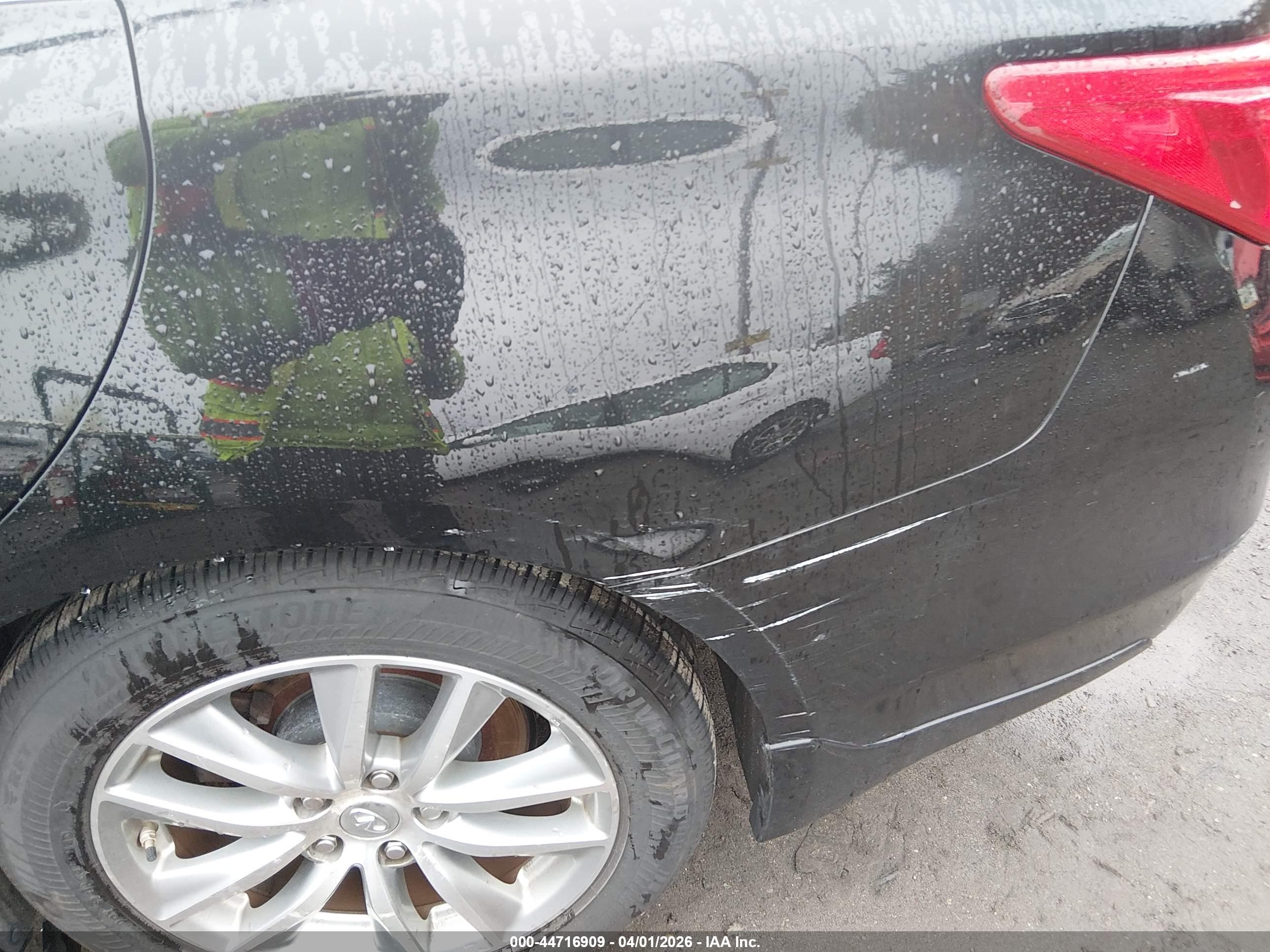 INFINITI Q50 image 6