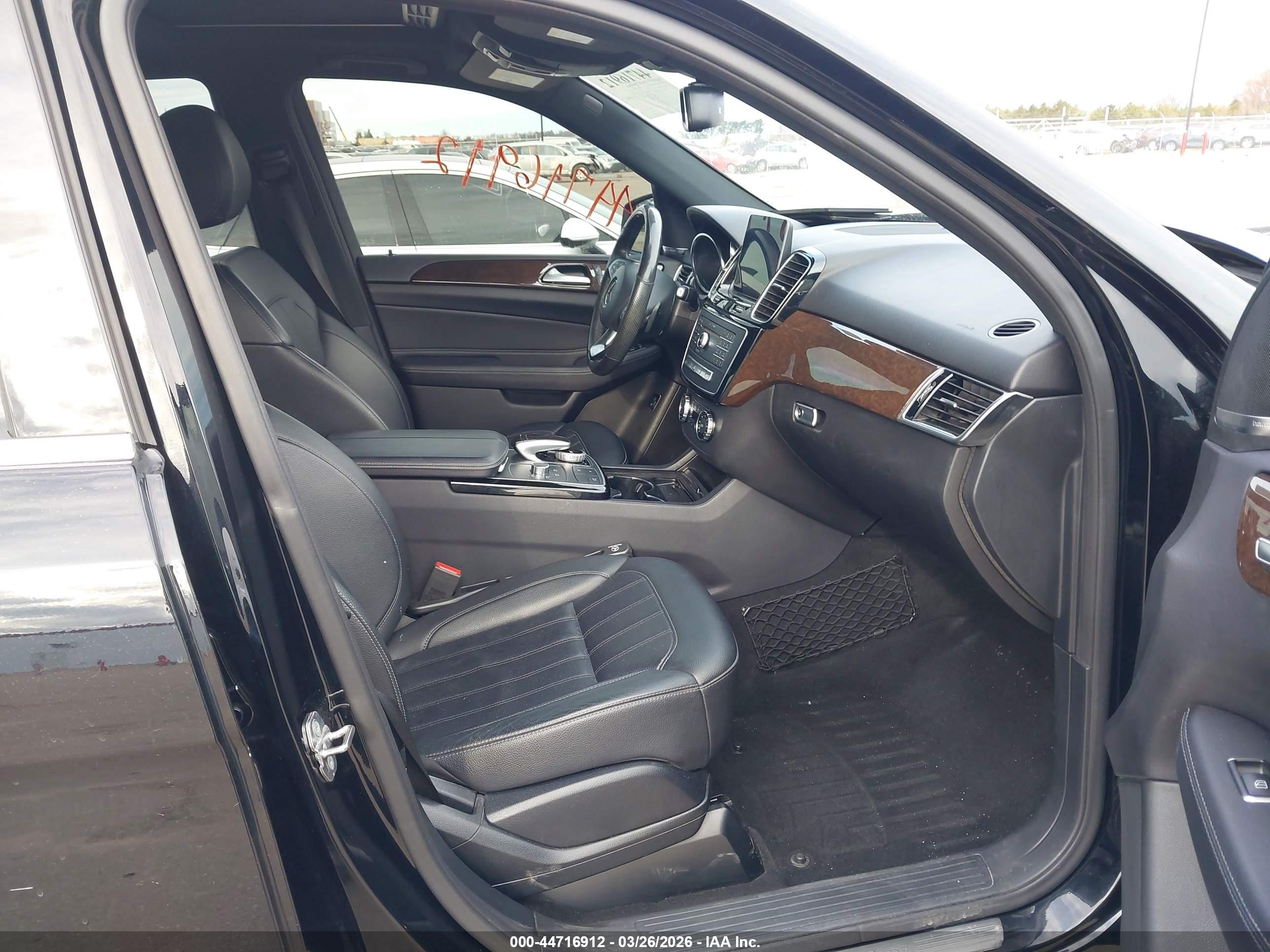 MERCEDES-BENZ GLE image 5