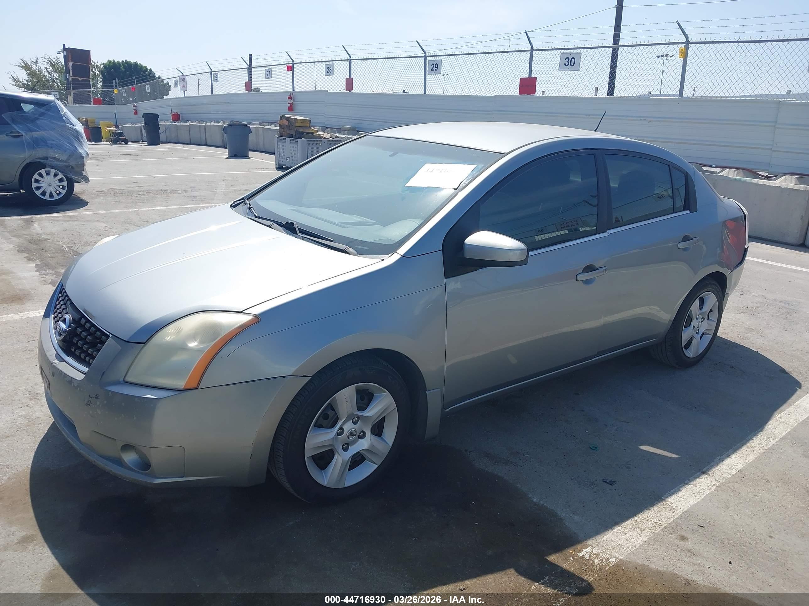 NISSAN SENTRA image 2