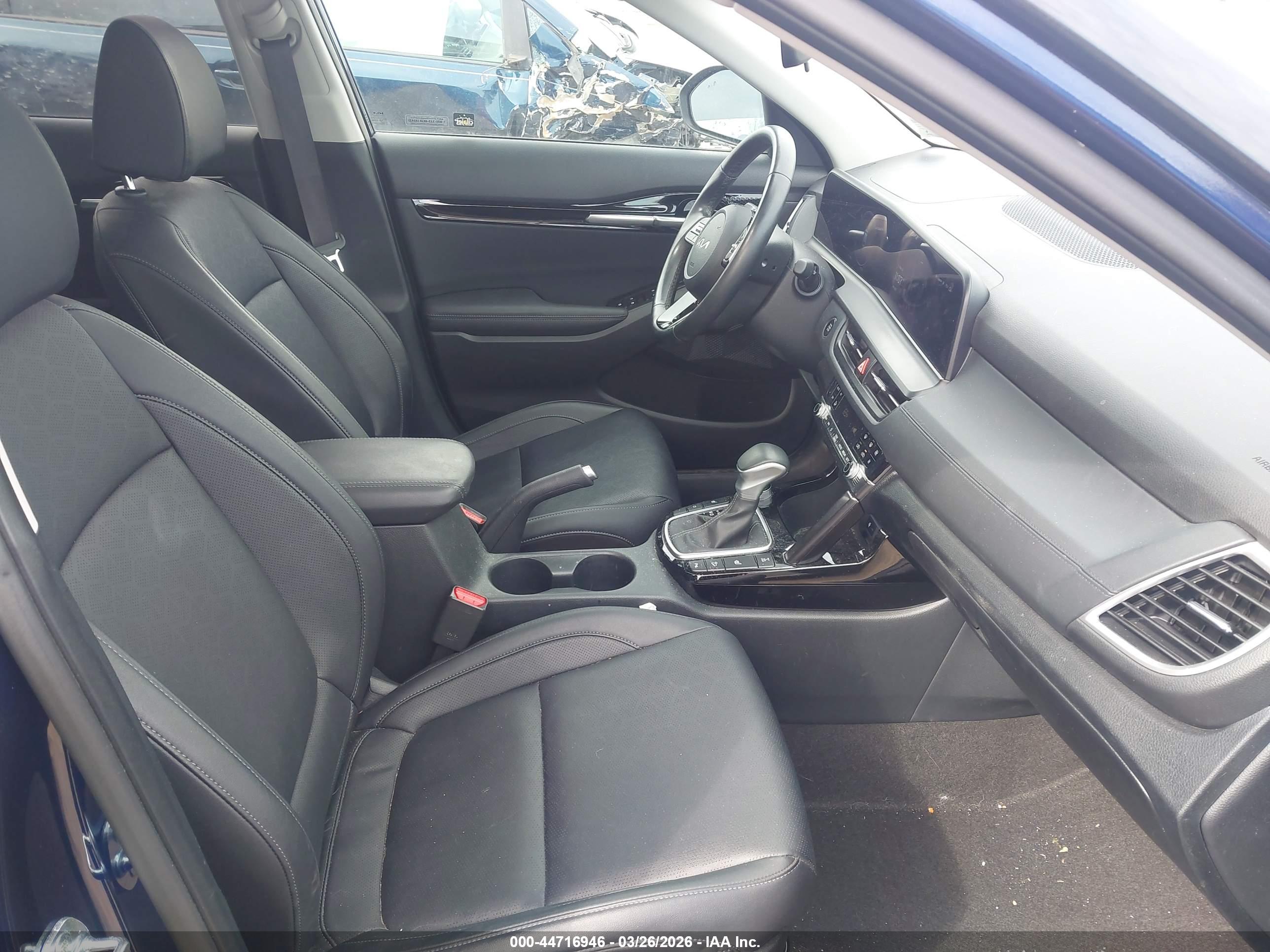 KIA SELTOS image 5