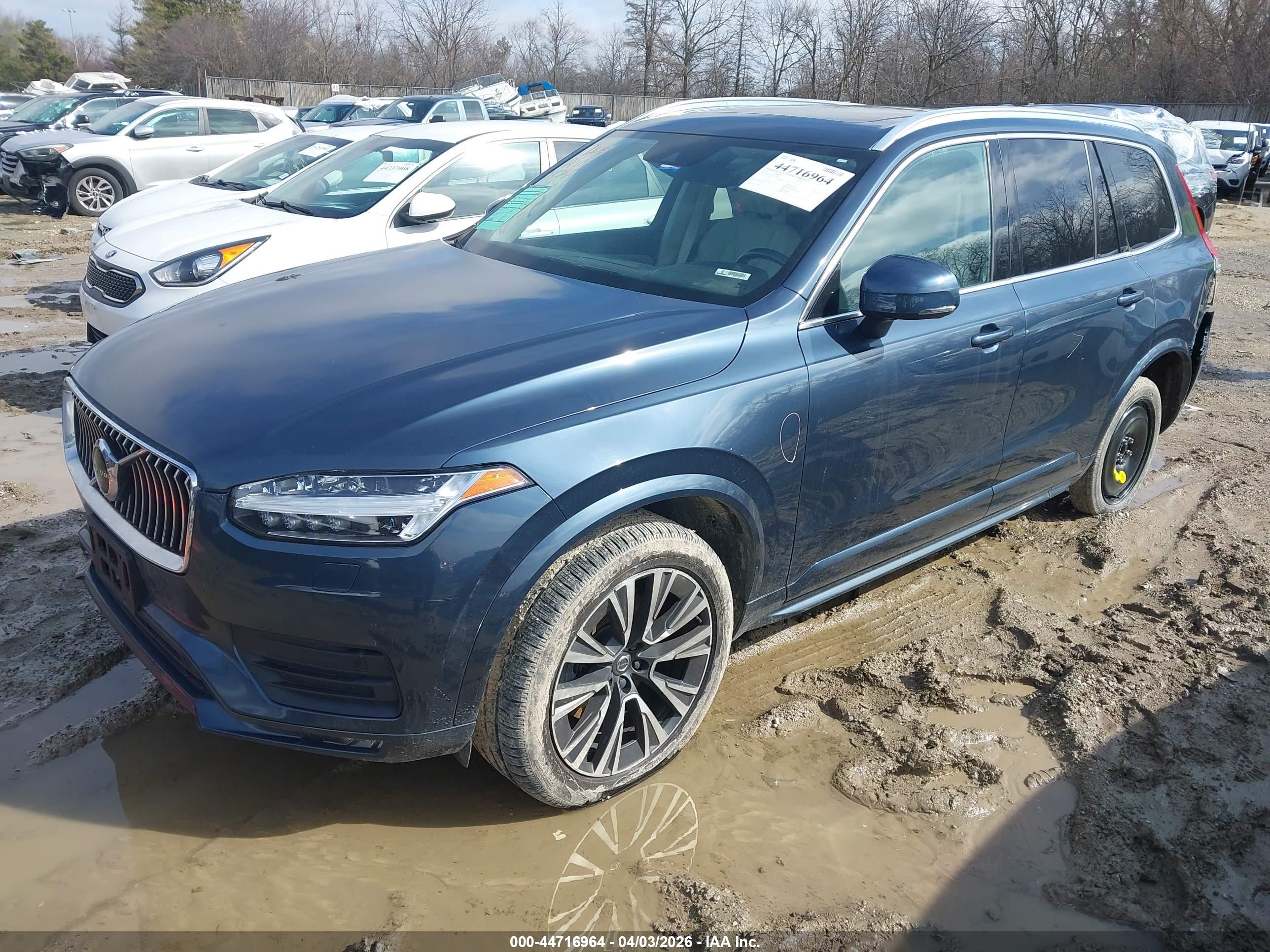 VOLVO XC90 image 2
