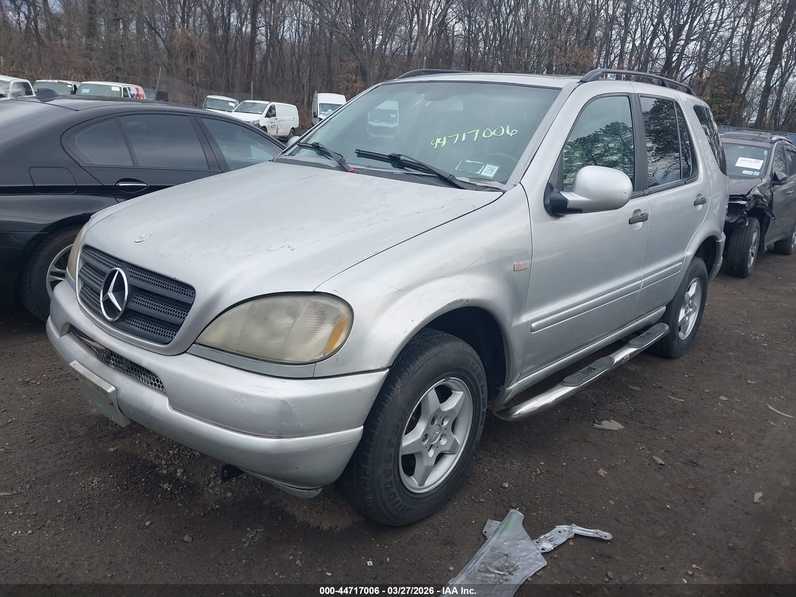 MERCEDES-BENZ ML image 2