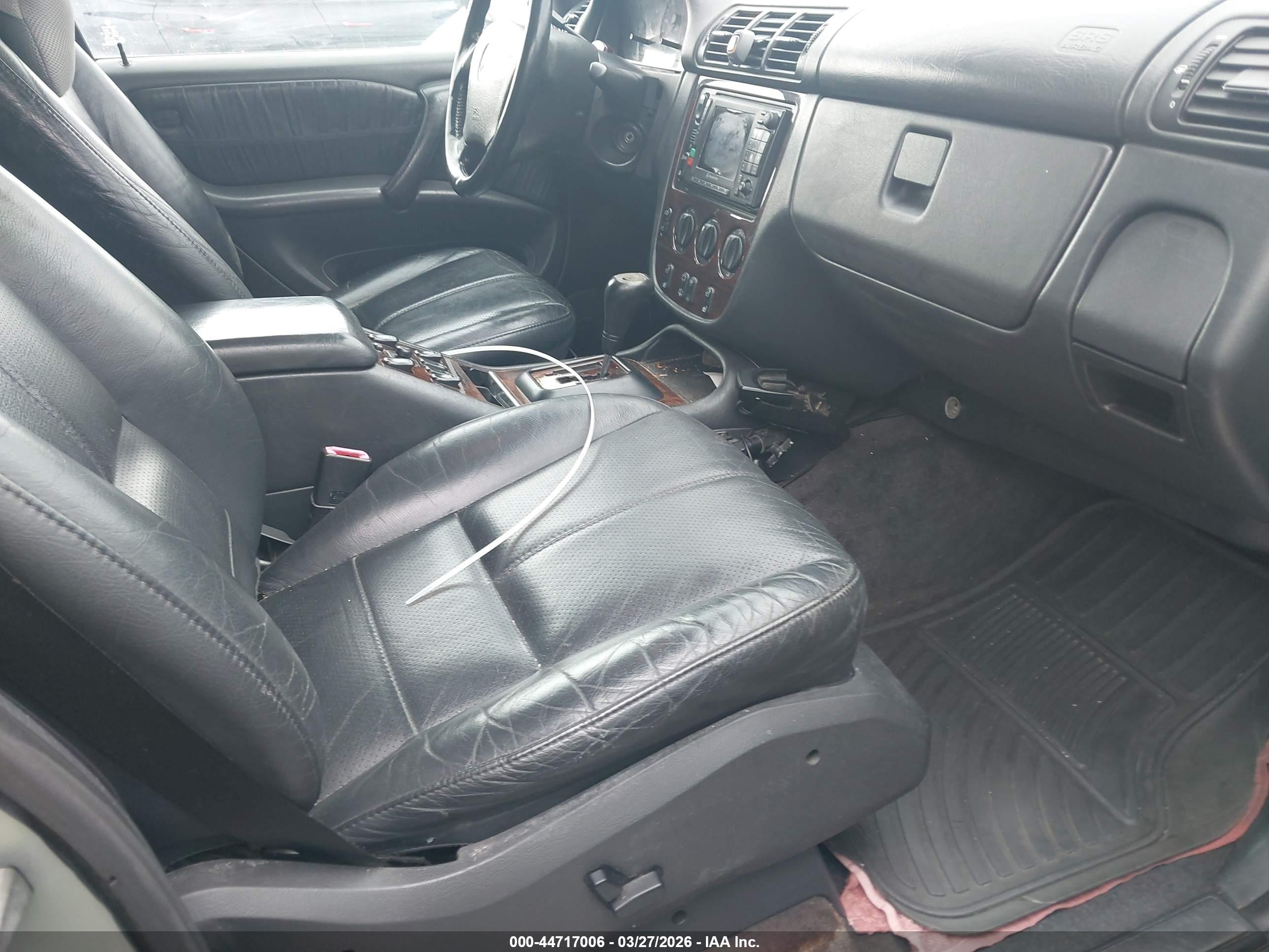 MERCEDES-BENZ ML image 5