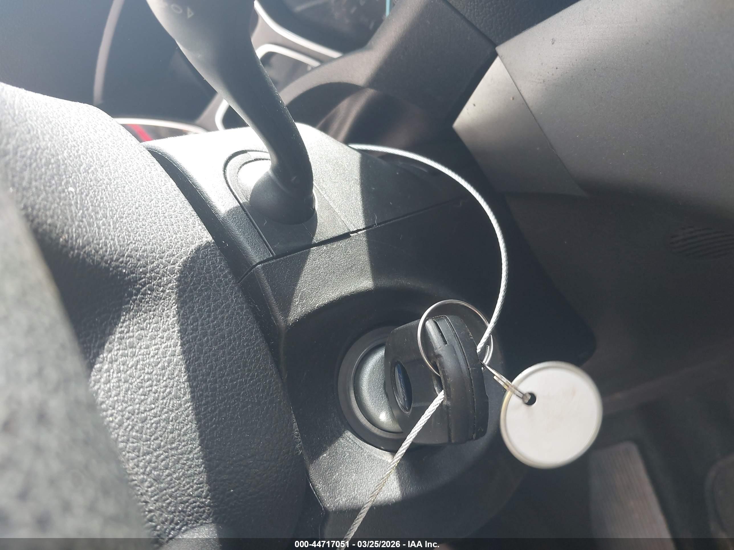FORD ESCAPE image 11