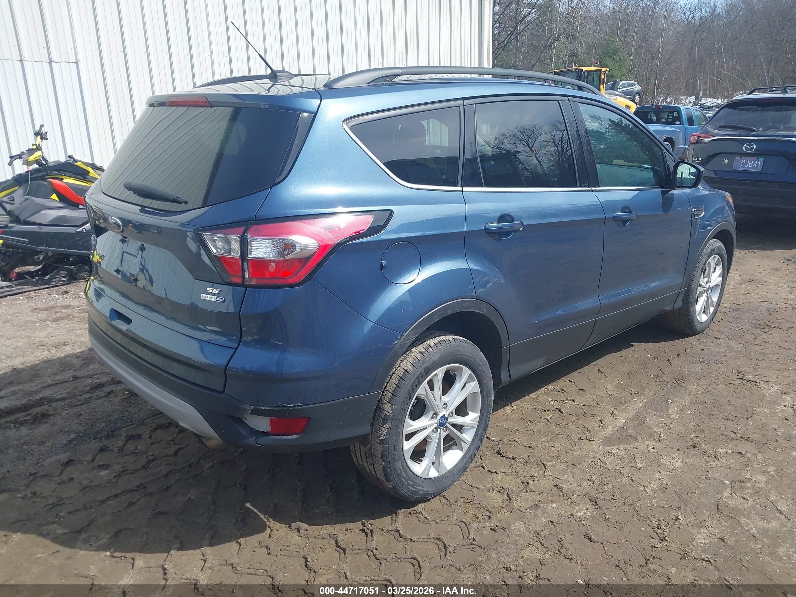 FORD ESCAPE image 4