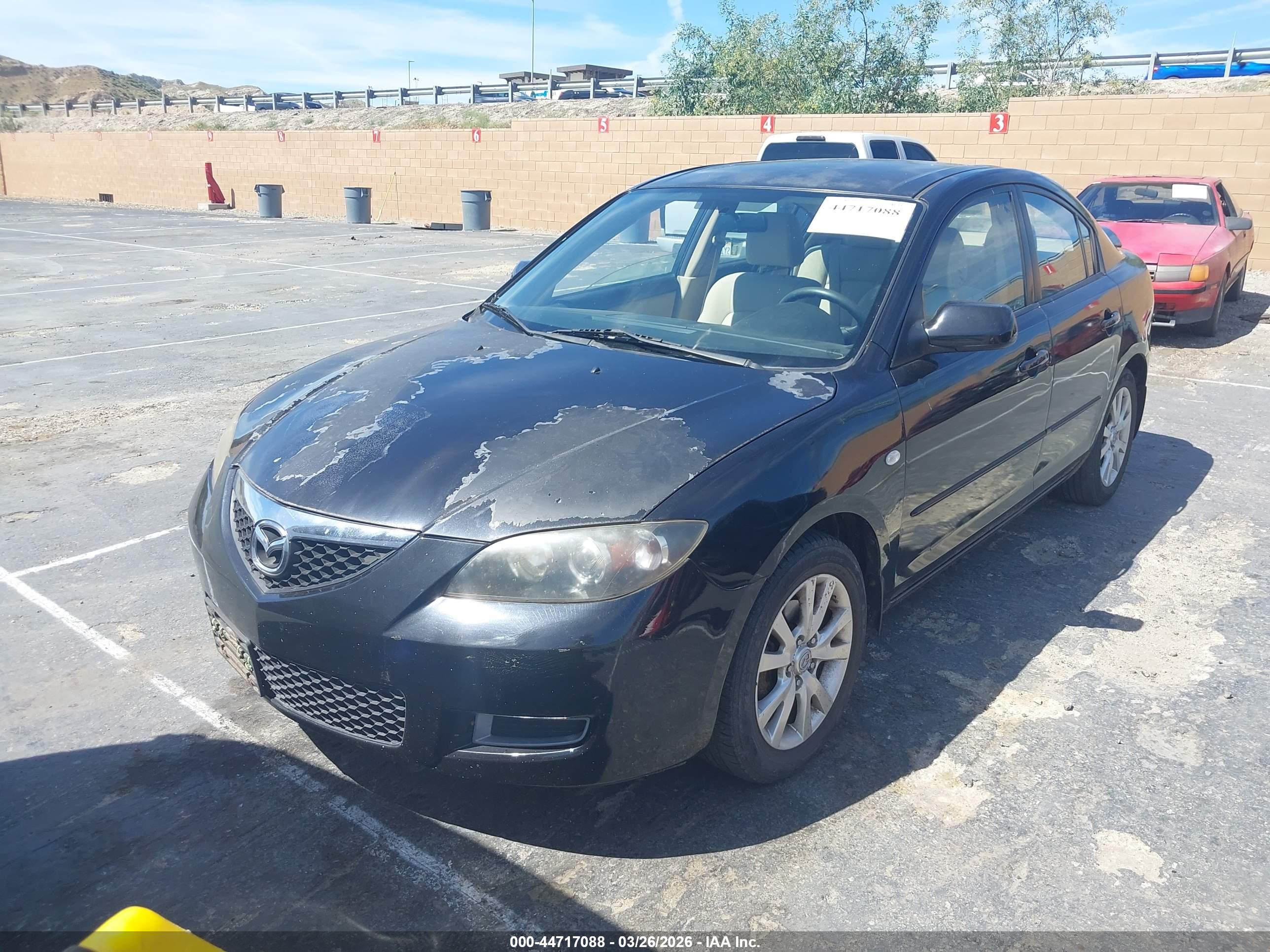 MAZDA MAZDA3 image 2