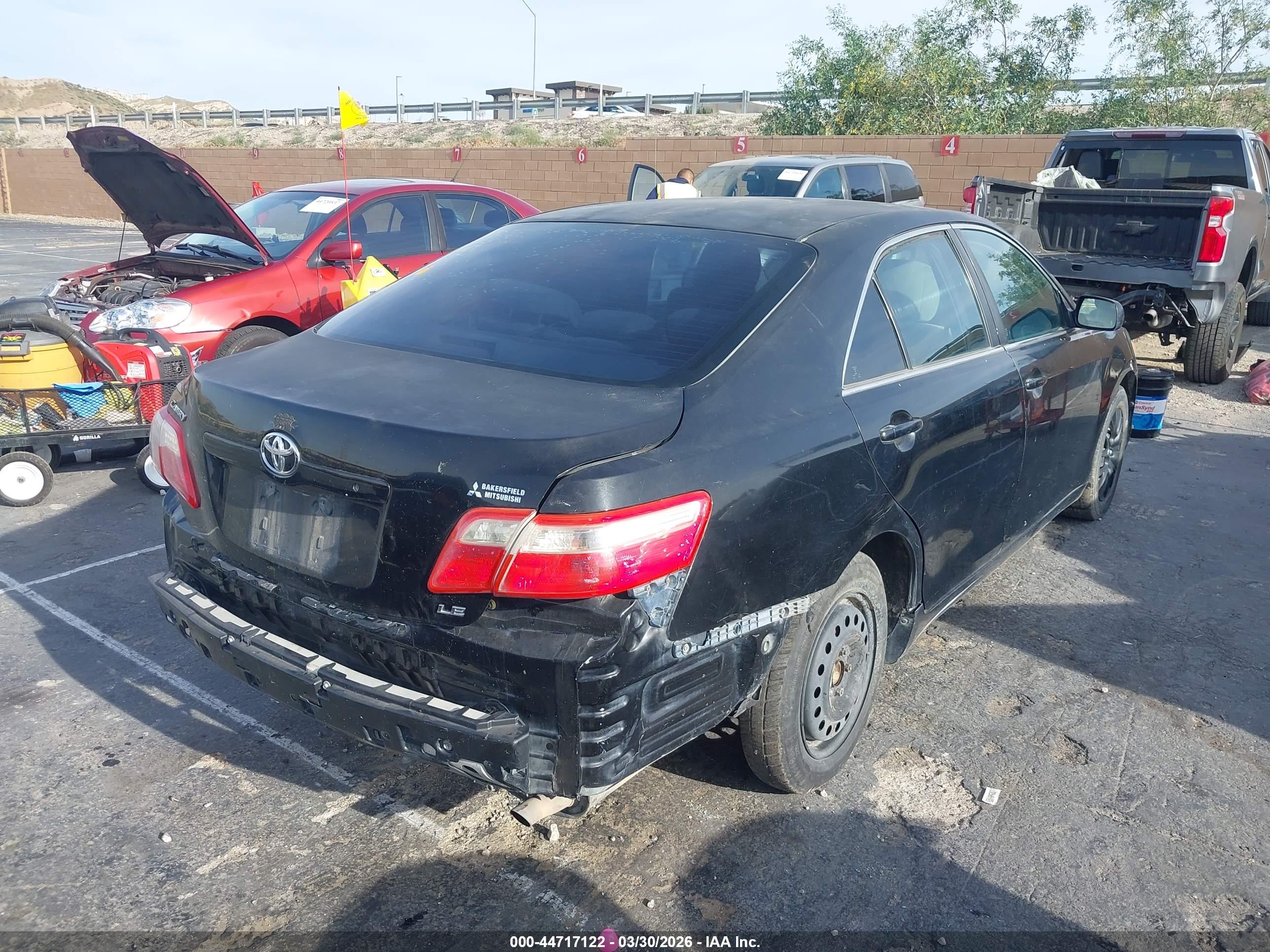 TOYOTA CAMRY image 4
