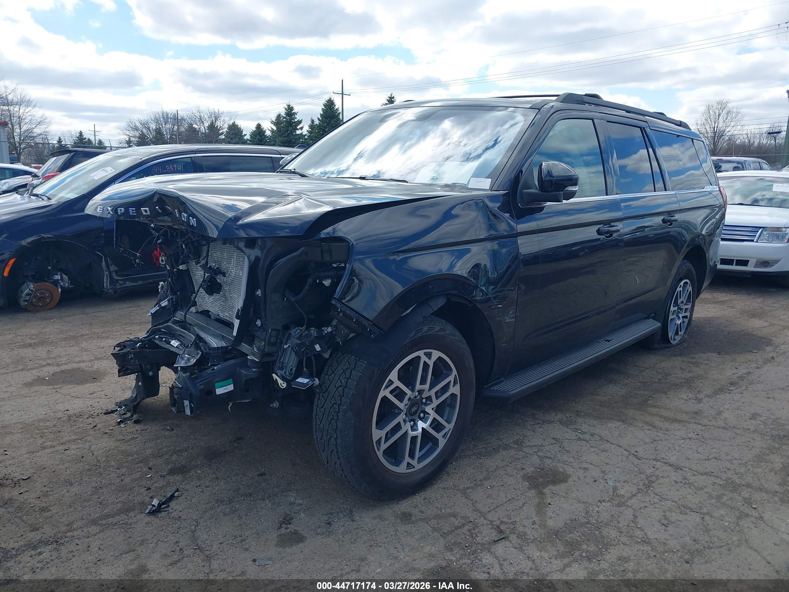 FORD EXPEDITION image 2