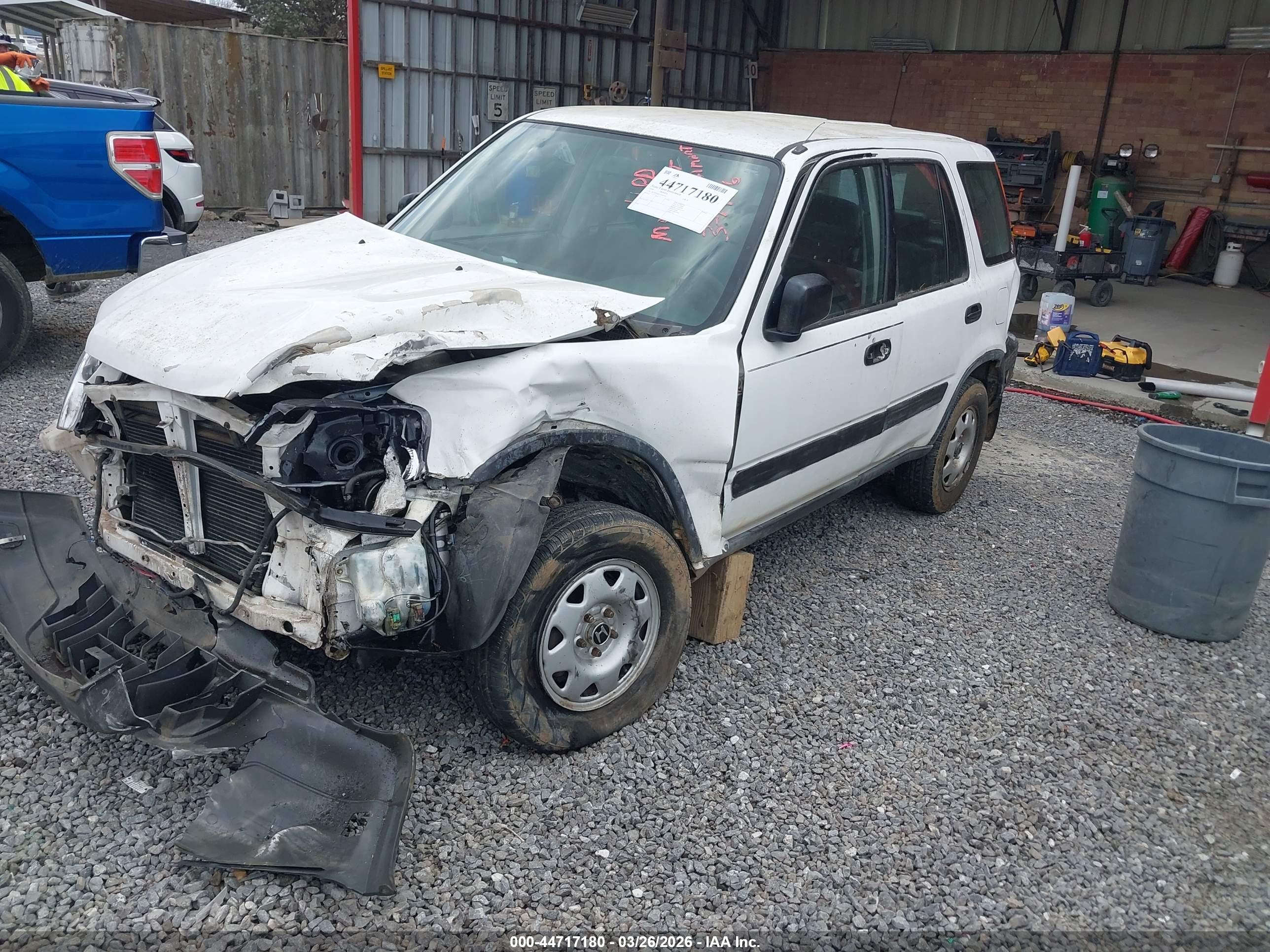 HONDA CR-V image 2
