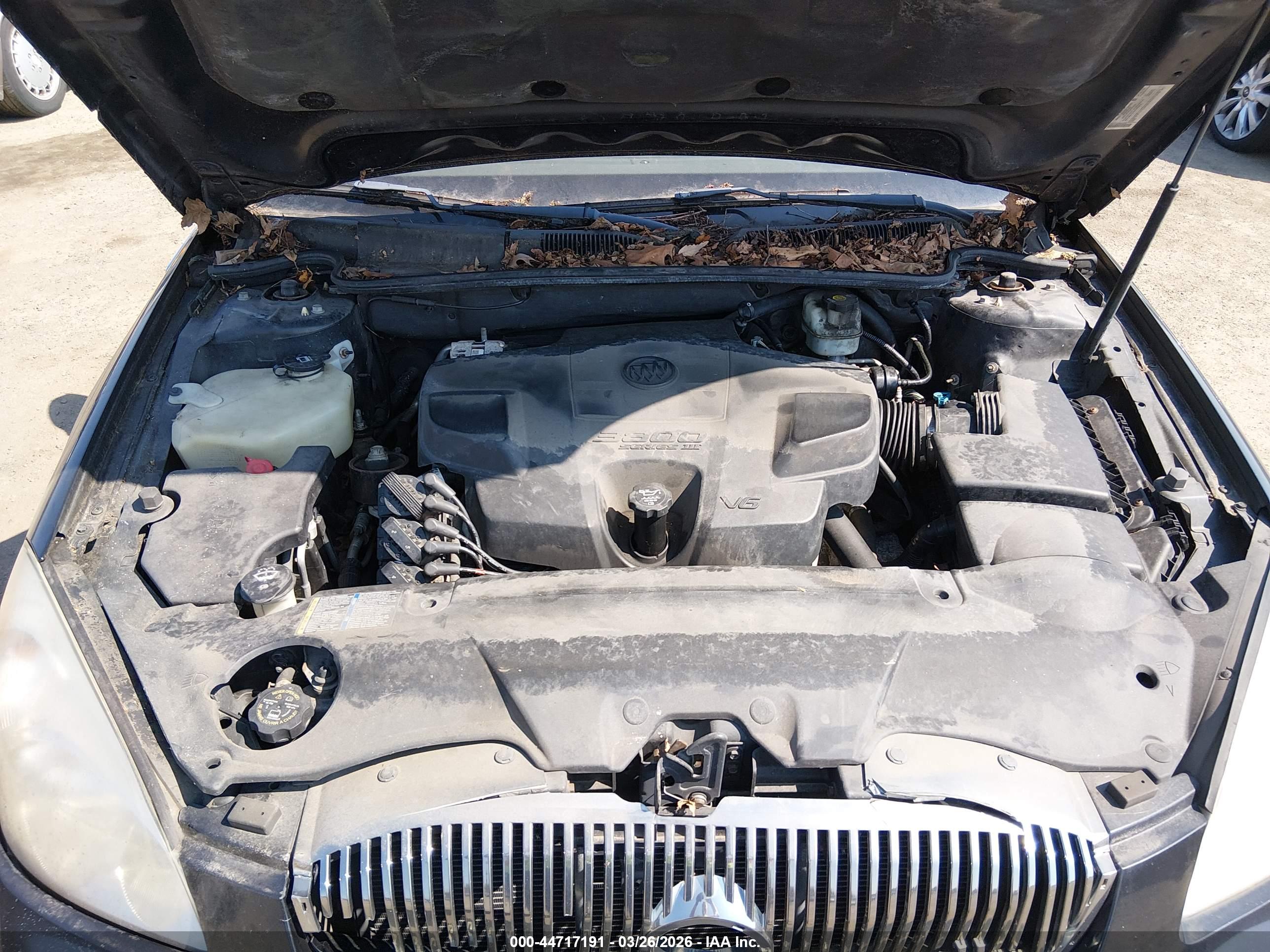BUICK LUCERNE image 10