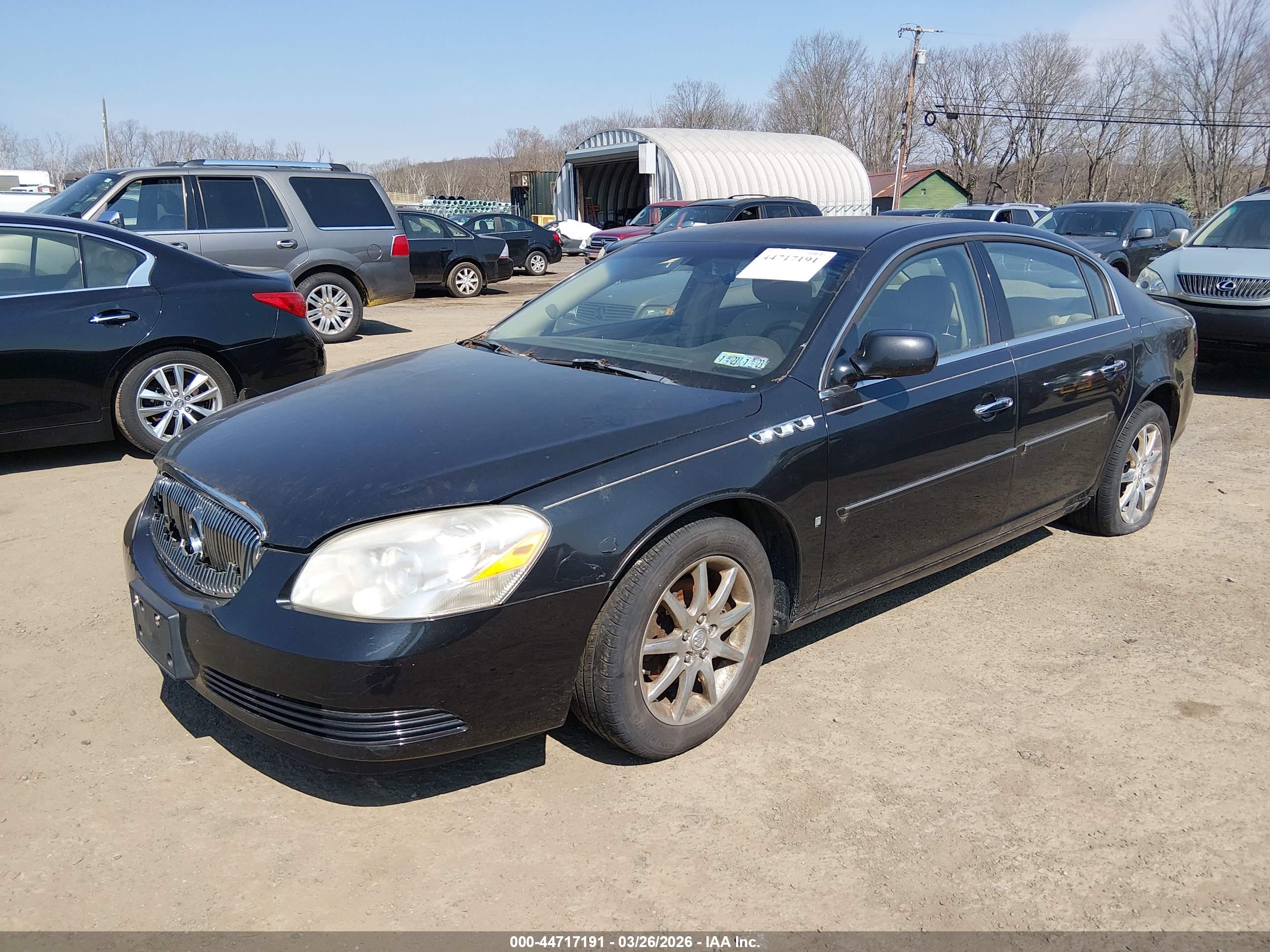 BUICK LUCERNE image 2
