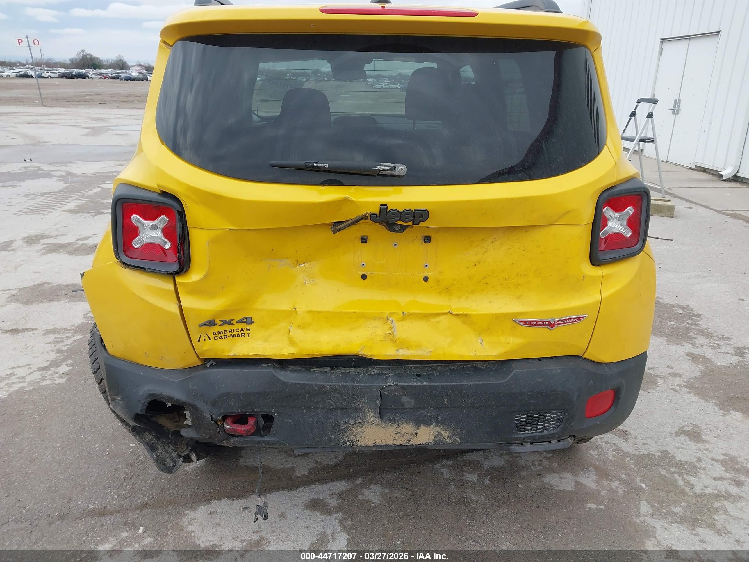 JEEP RENEGADE image 6