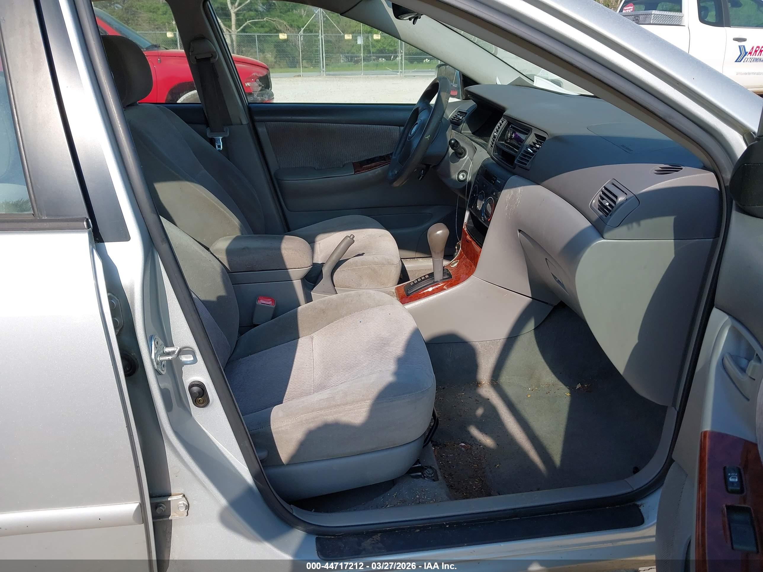 TOYOTA COROLLA image 5