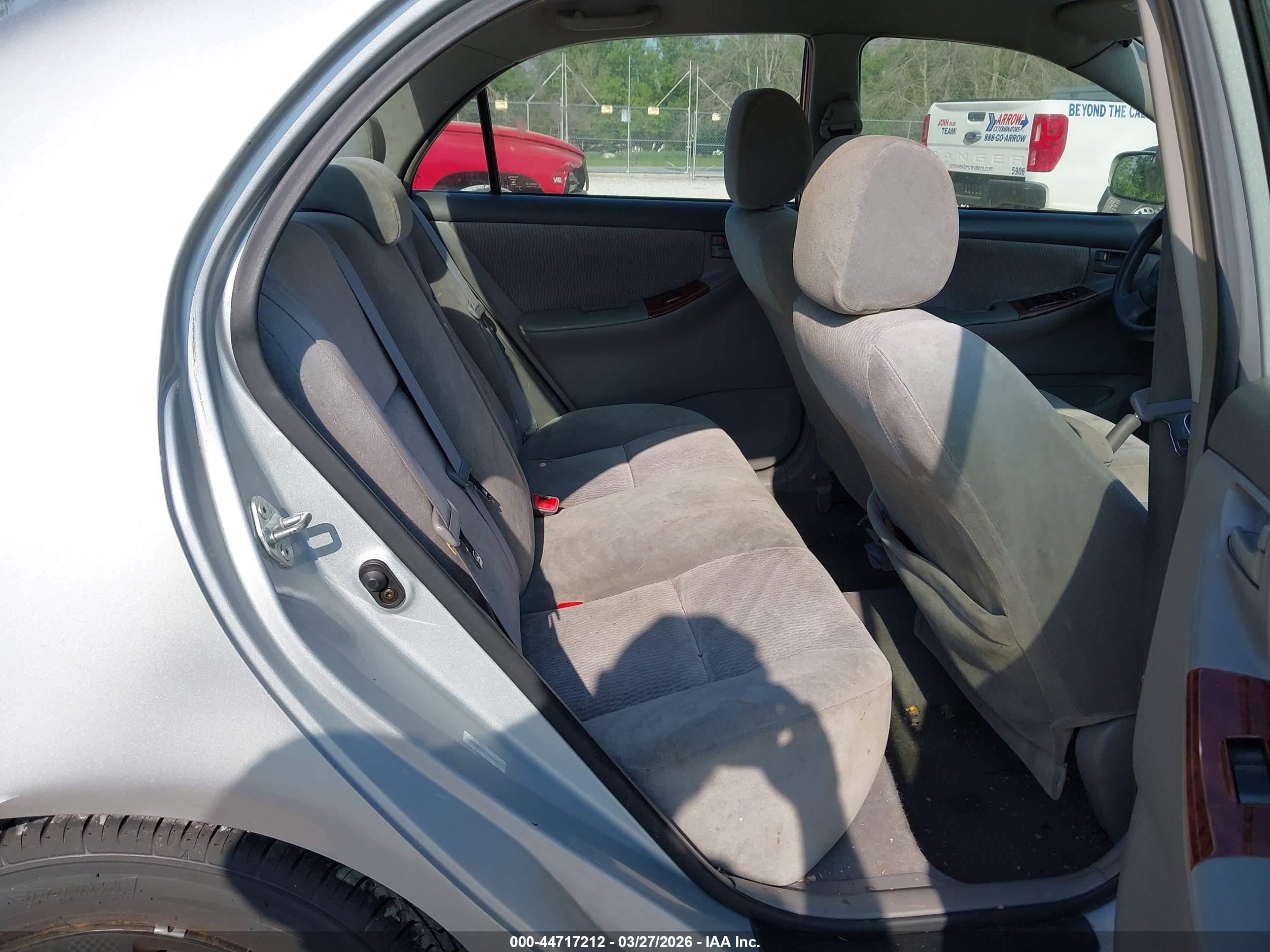 TOYOTA COROLLA image 8