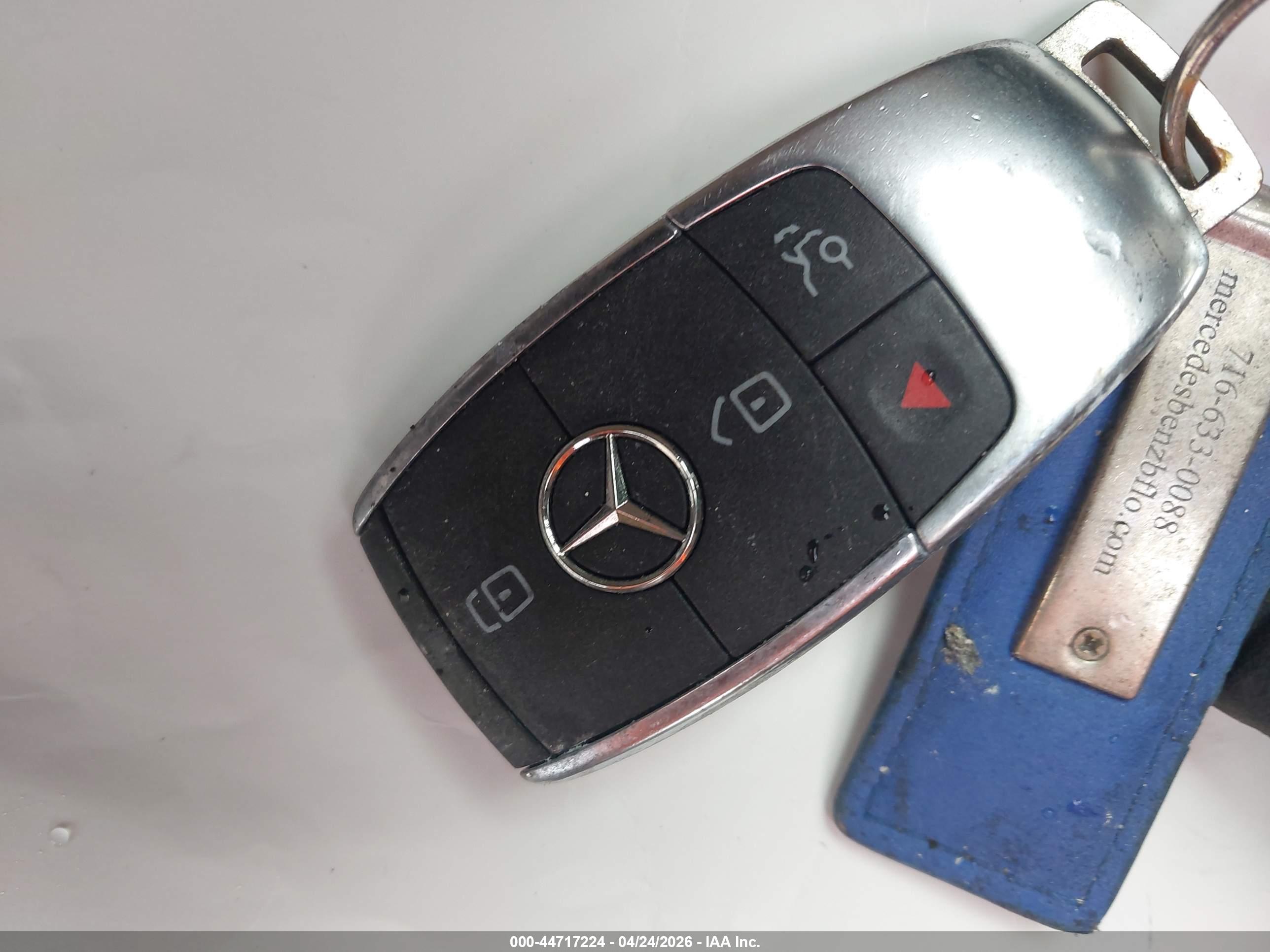 MERCEDES-BENZ GLE image 11