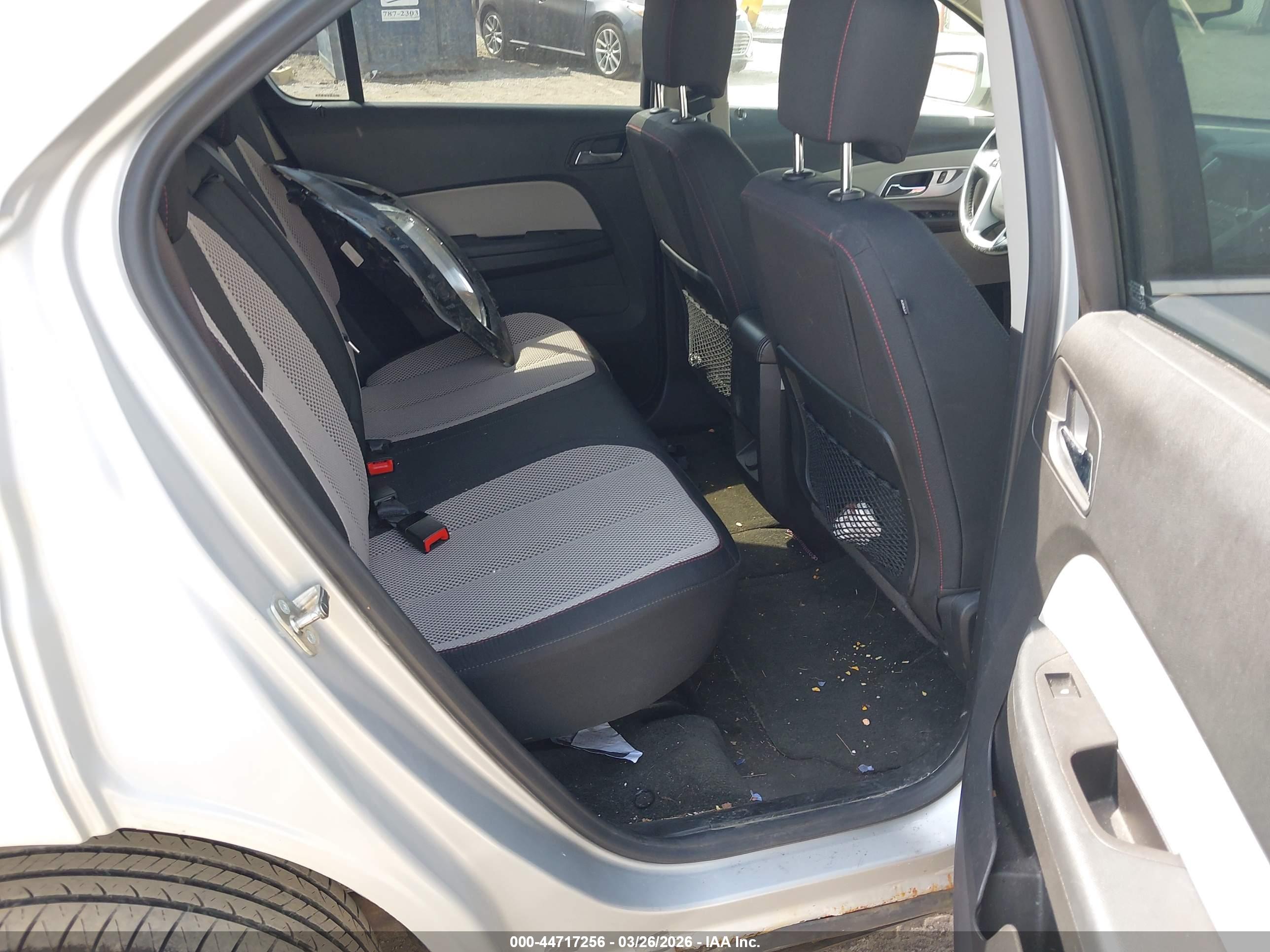 CHEVROLET EQUINOX image 8