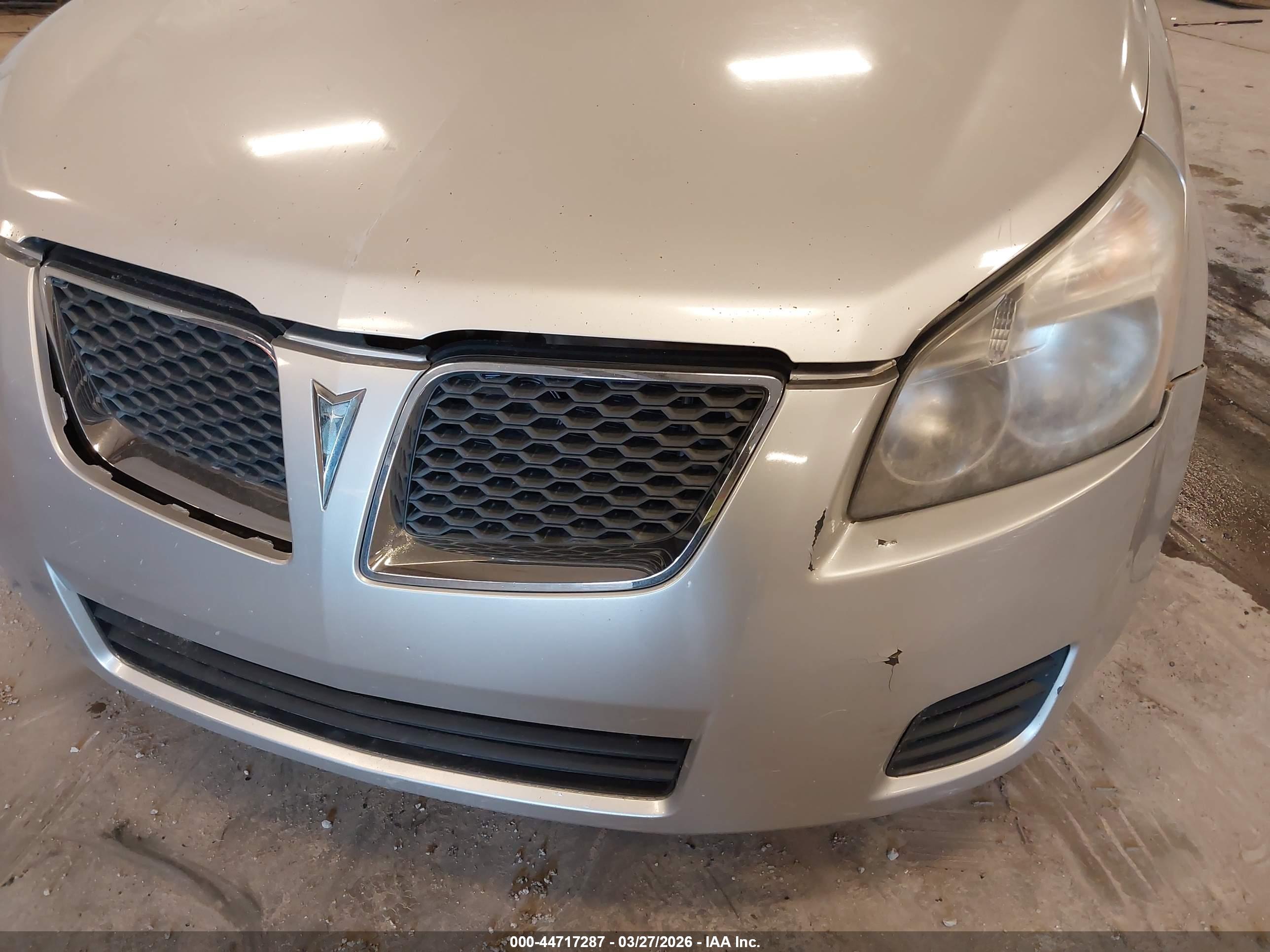 PONTIAC VIBE image 6