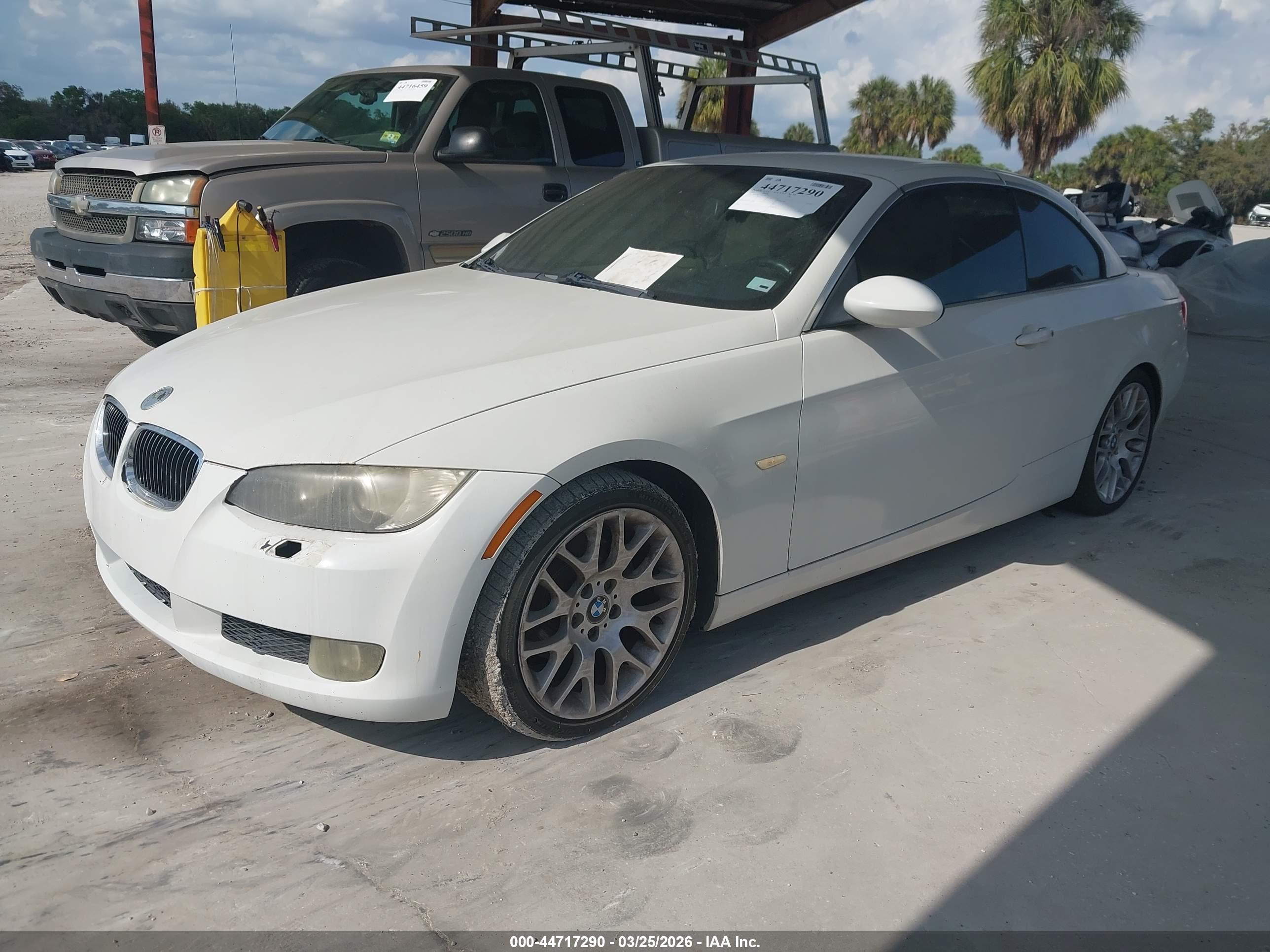 BMW 328I image 2