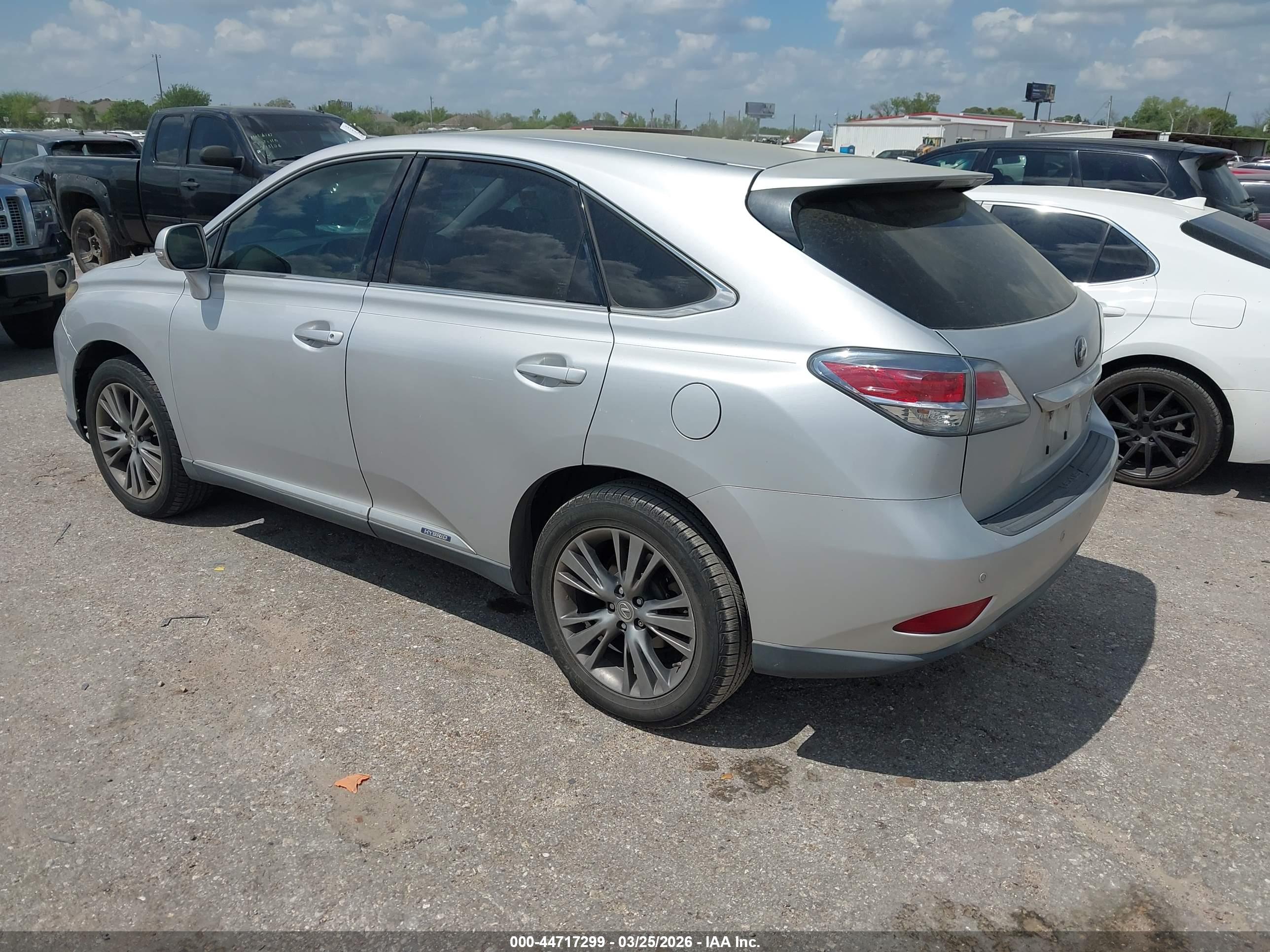 LEXUS RX image 3
