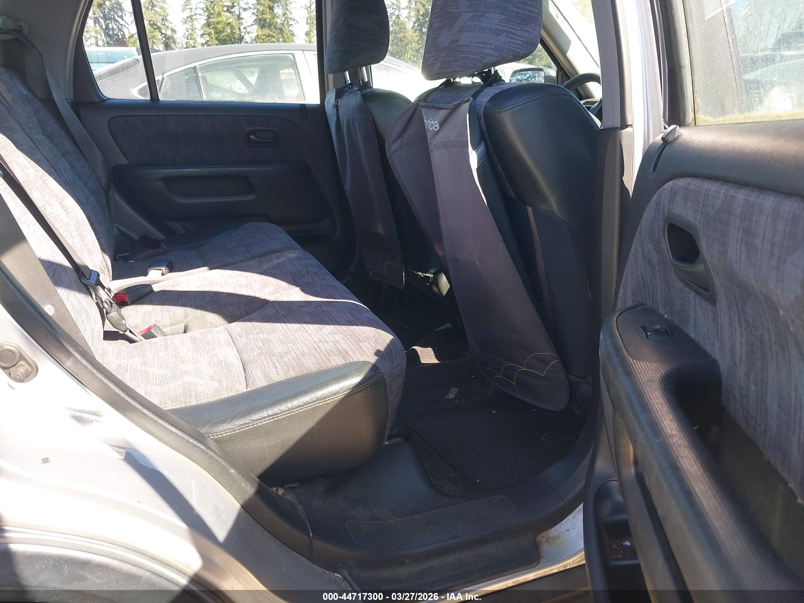 HONDA CR-V image 8