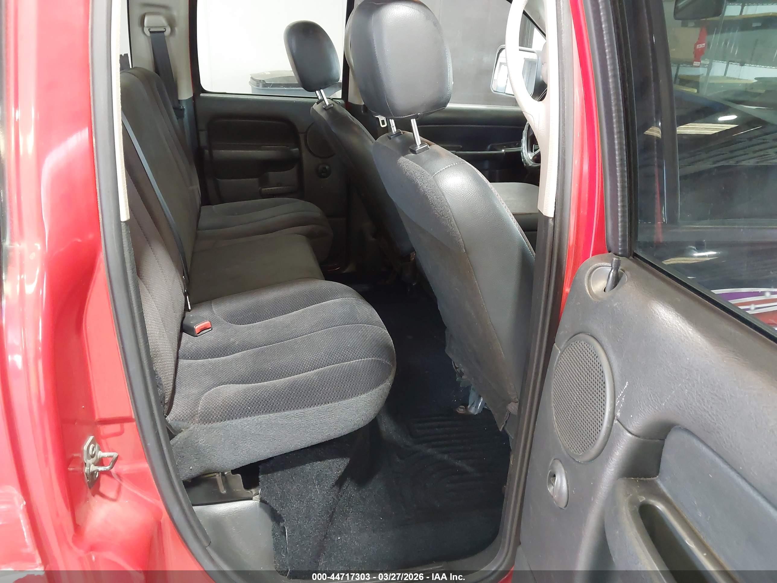 DODGE RAM image 8