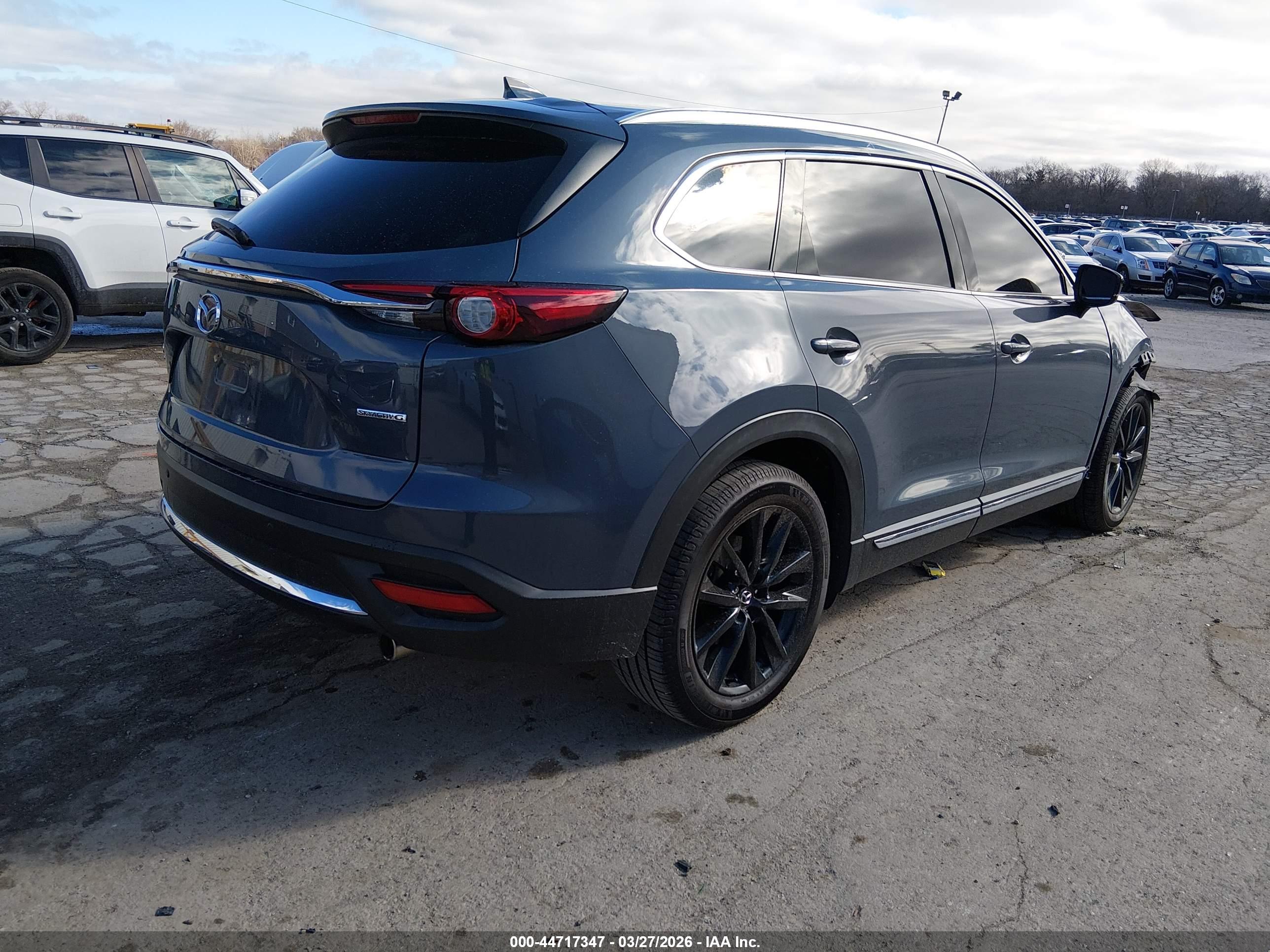 MAZDA CX-9 image 4