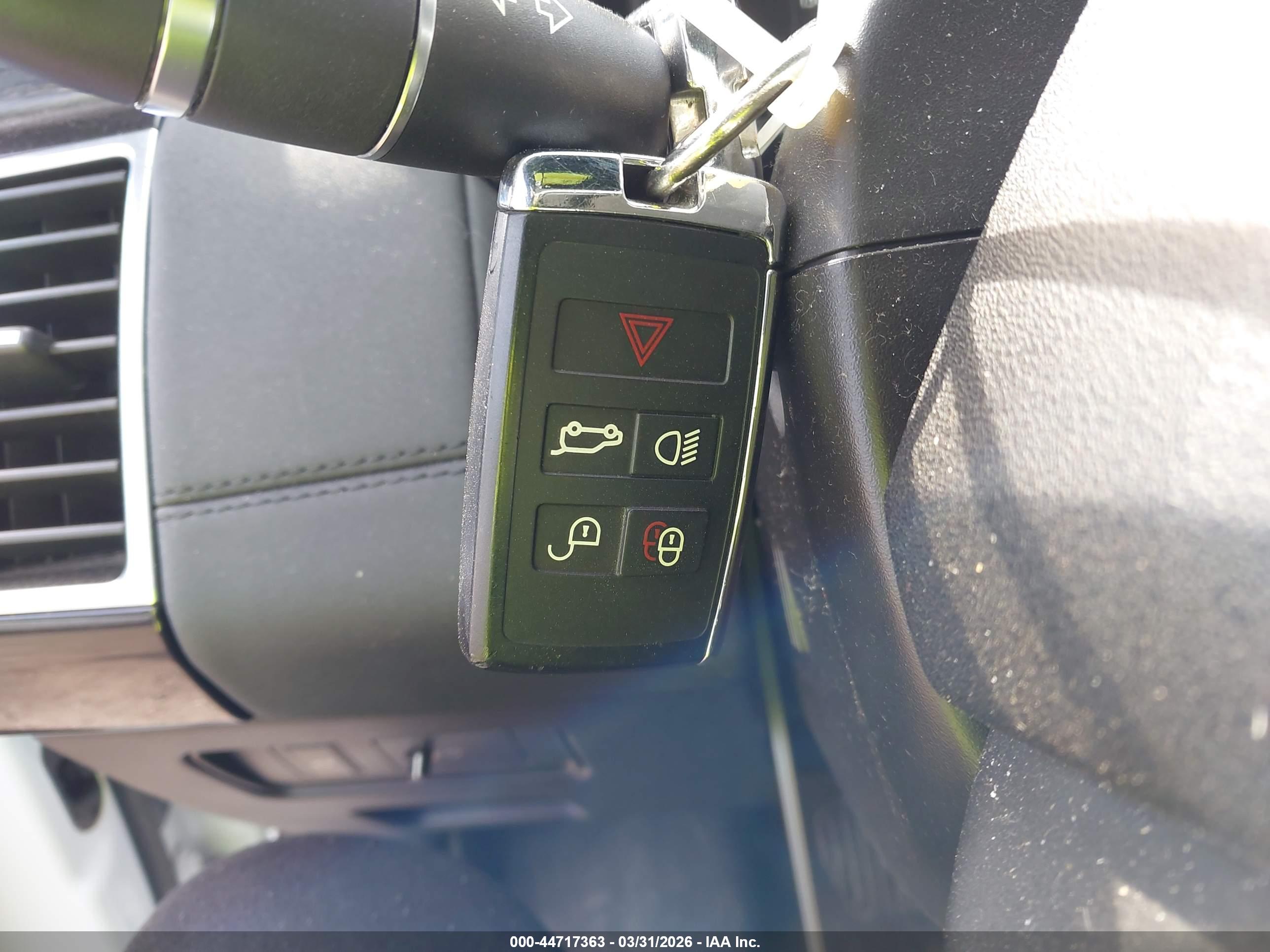 LAND ROVER image 11