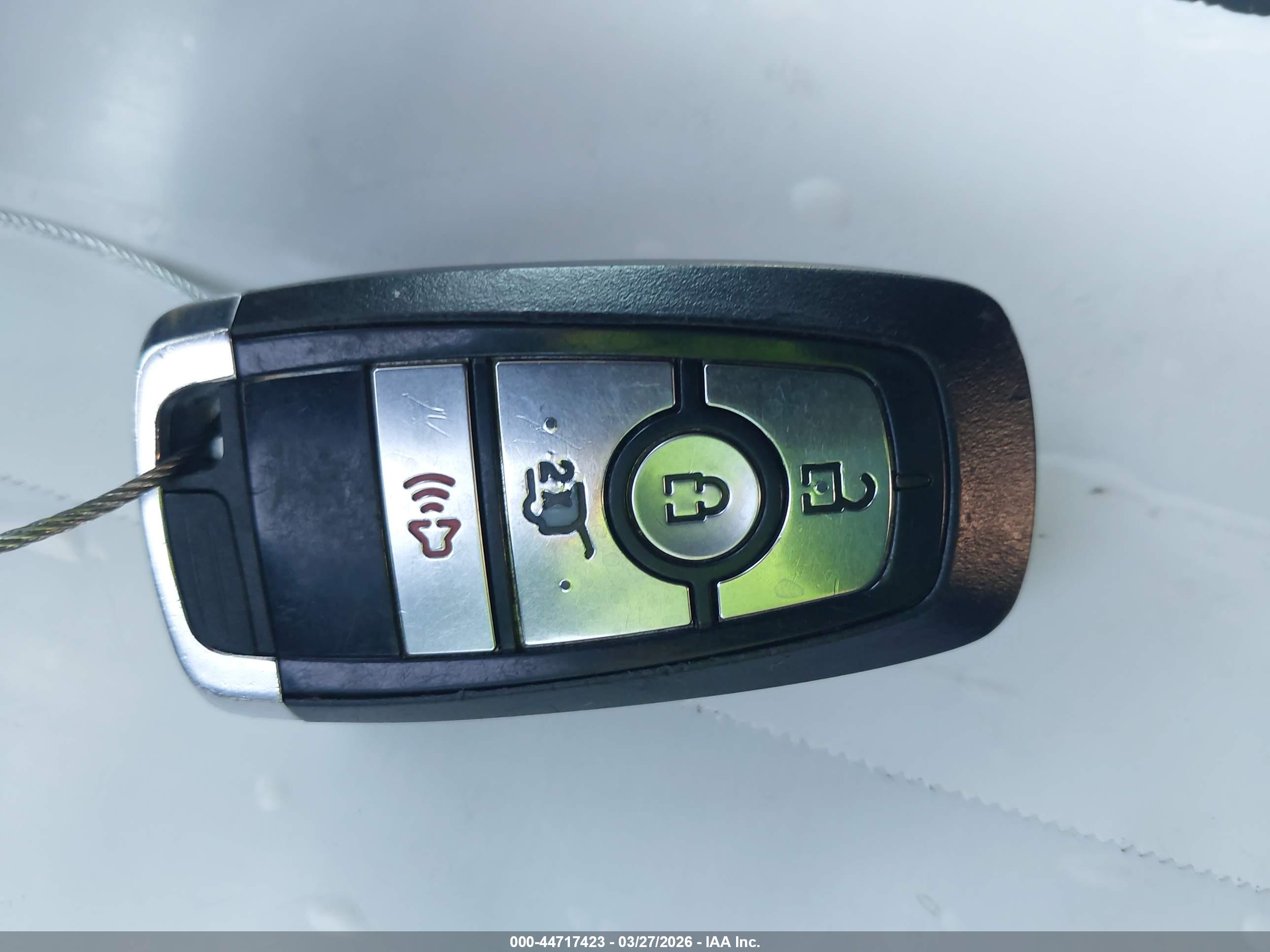 FORD EXPLORER image 11