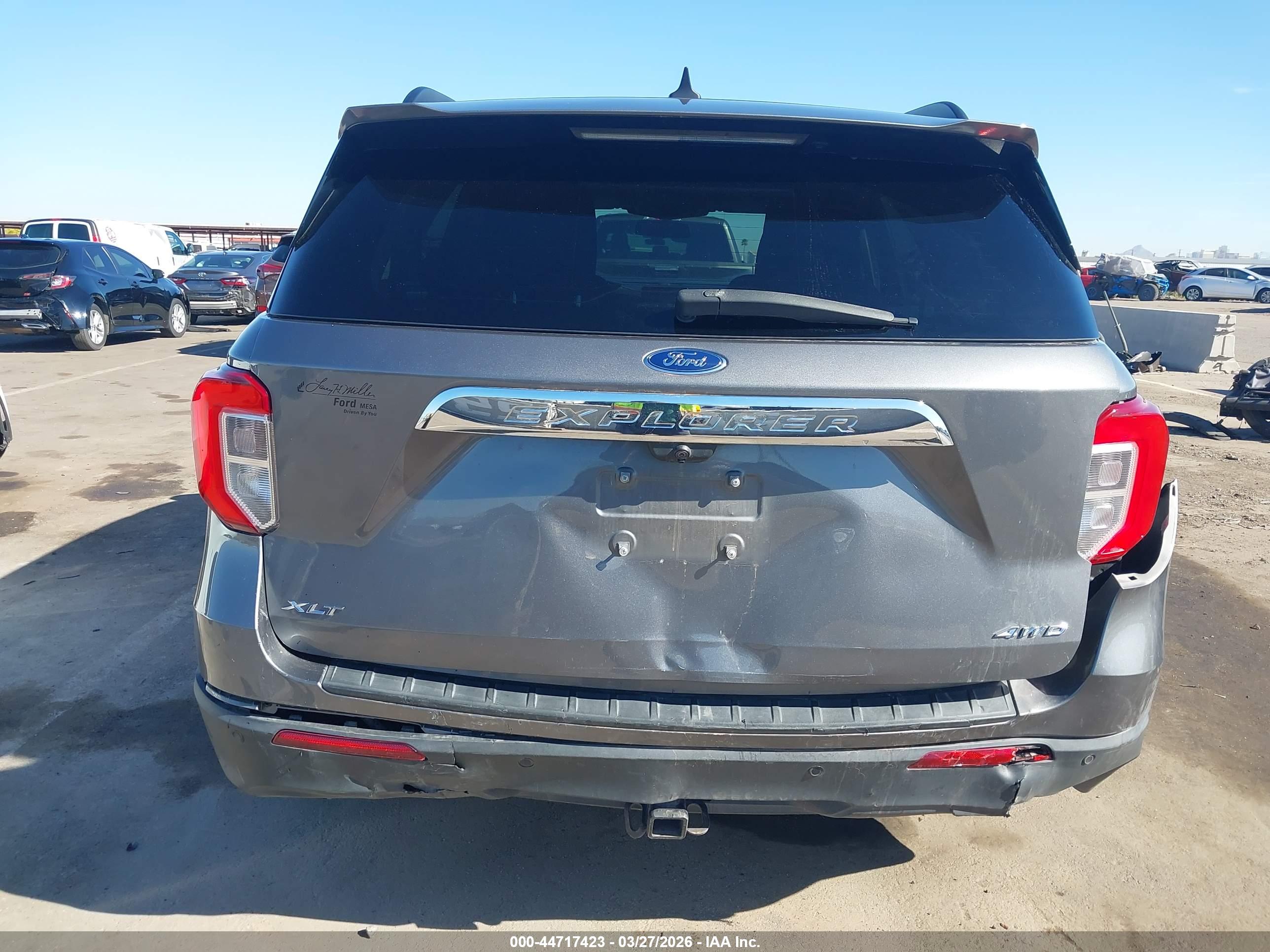 FORD EXPLORER image 6