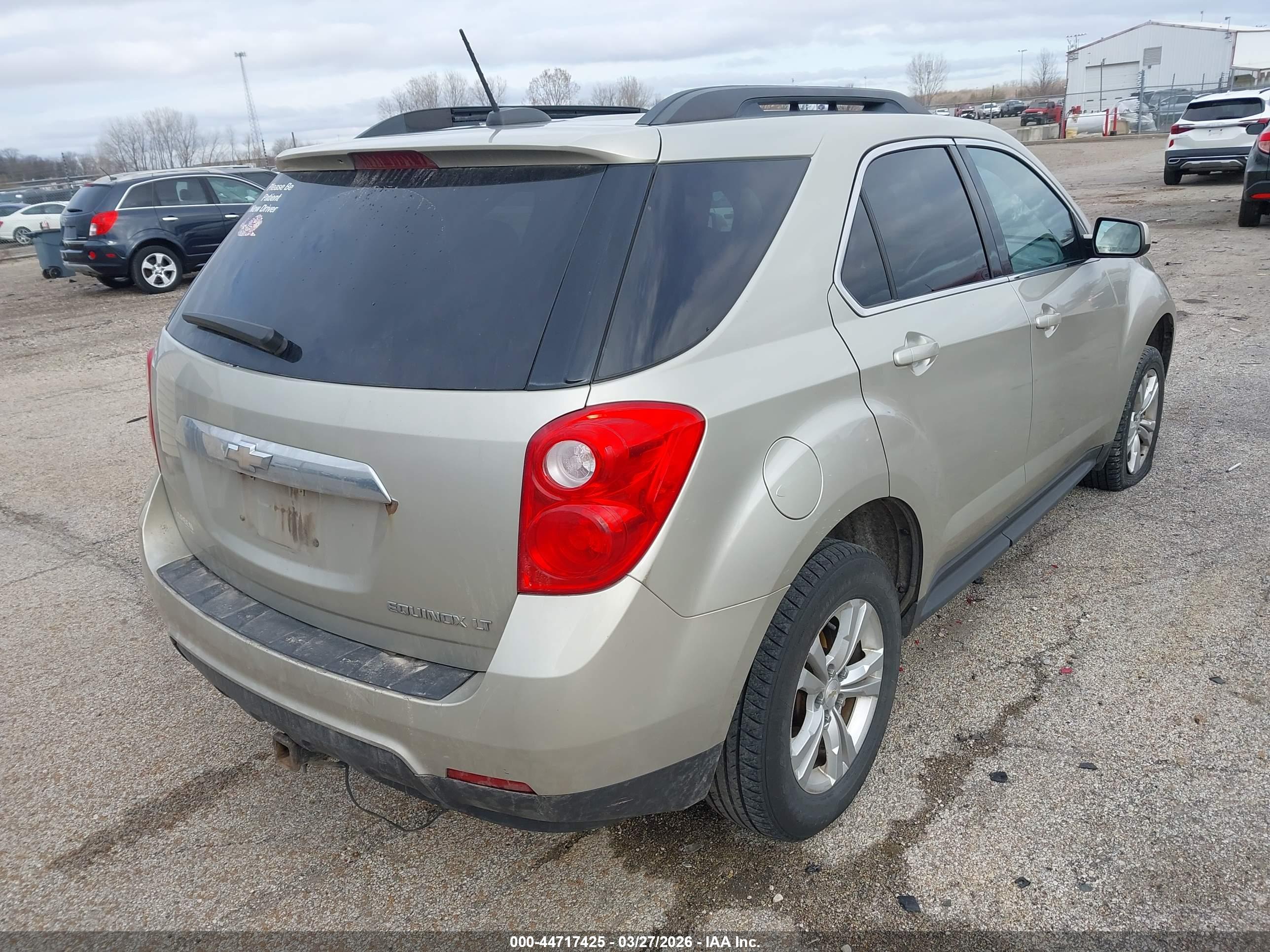 CHEVROLET EQUINOX image 4