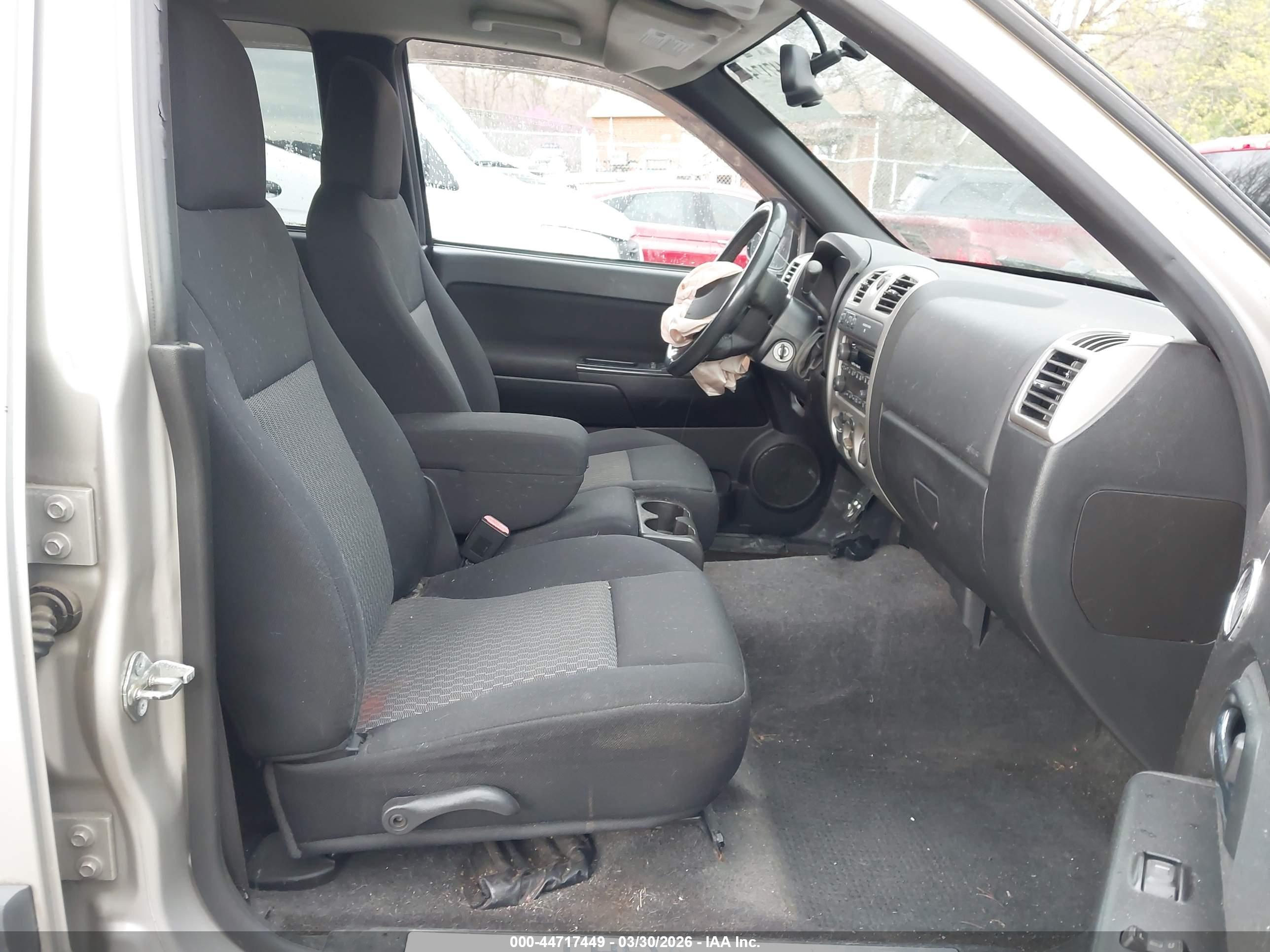 CHEVROLET COLORADO image 5