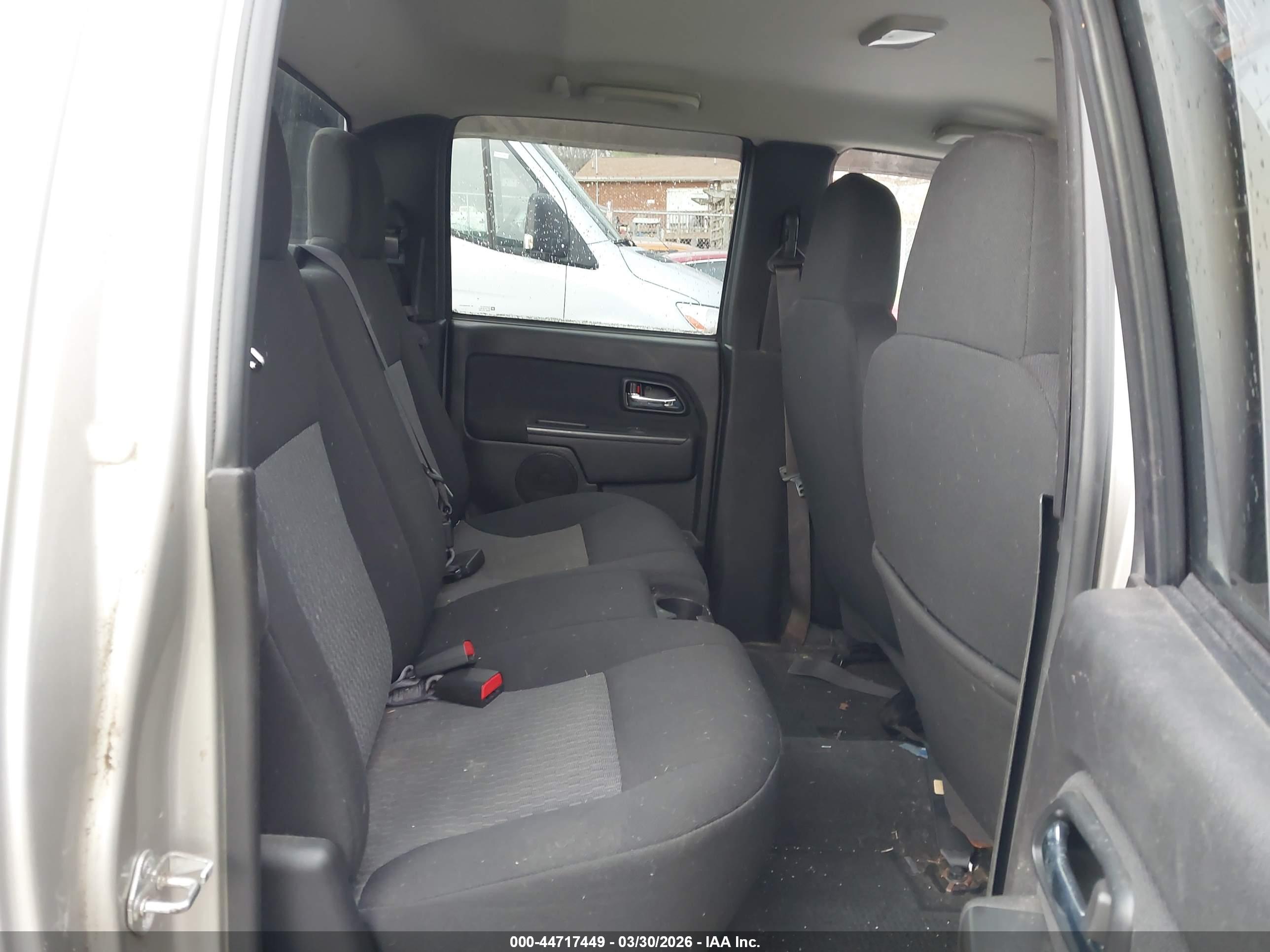 CHEVROLET COLORADO image 8