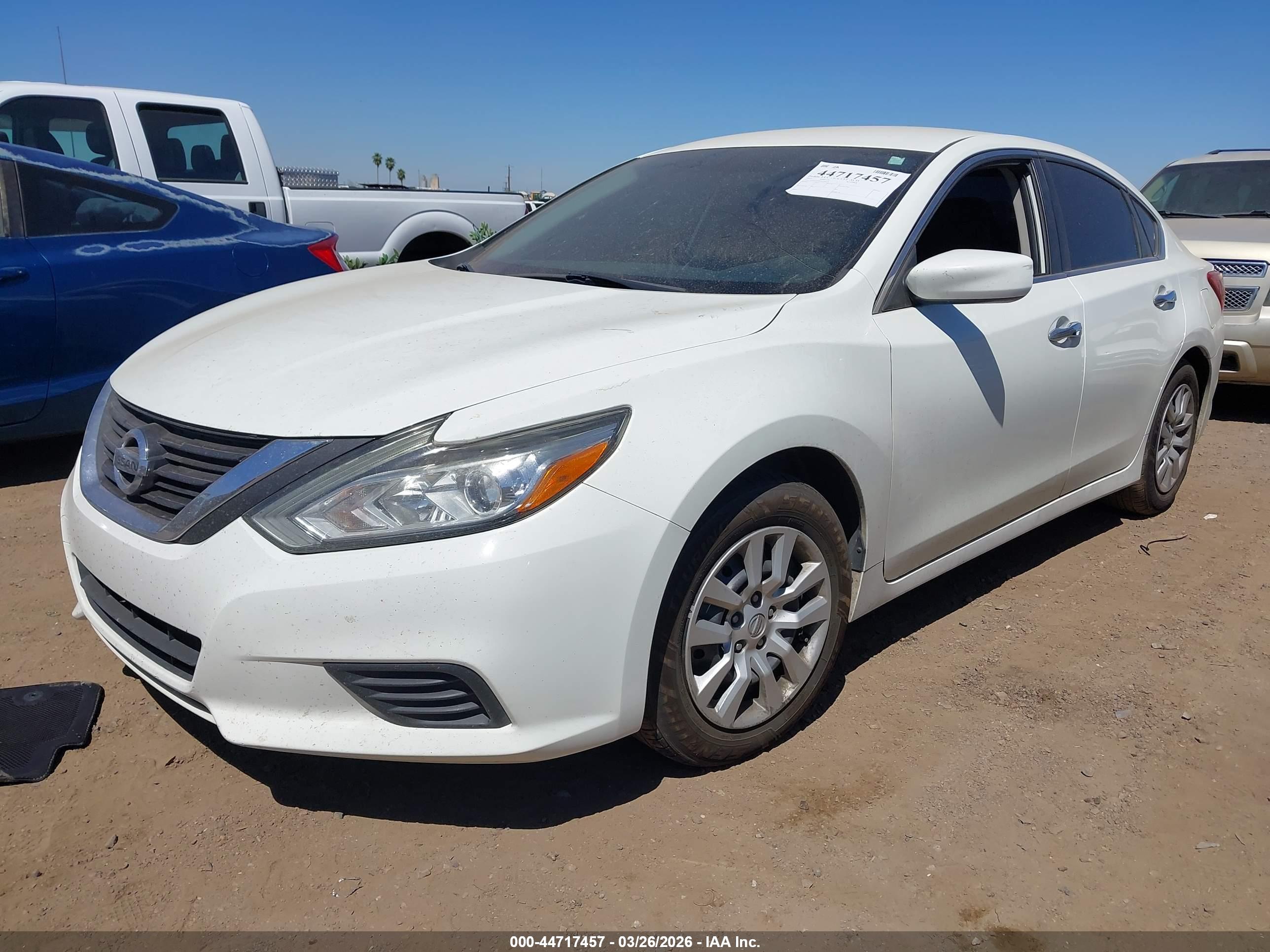 NISSAN ALTIMA image 2